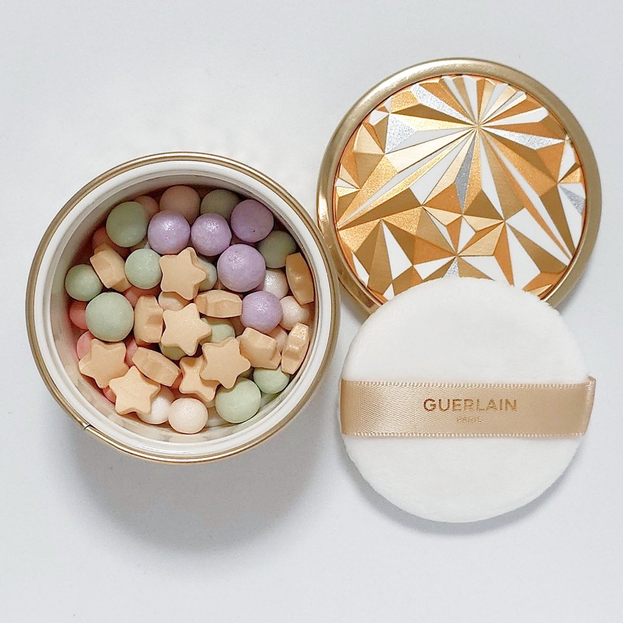 メテオリット ビーユ/GUERLAIN/フェイスパウダーを使ったクチコミ（2枚目）