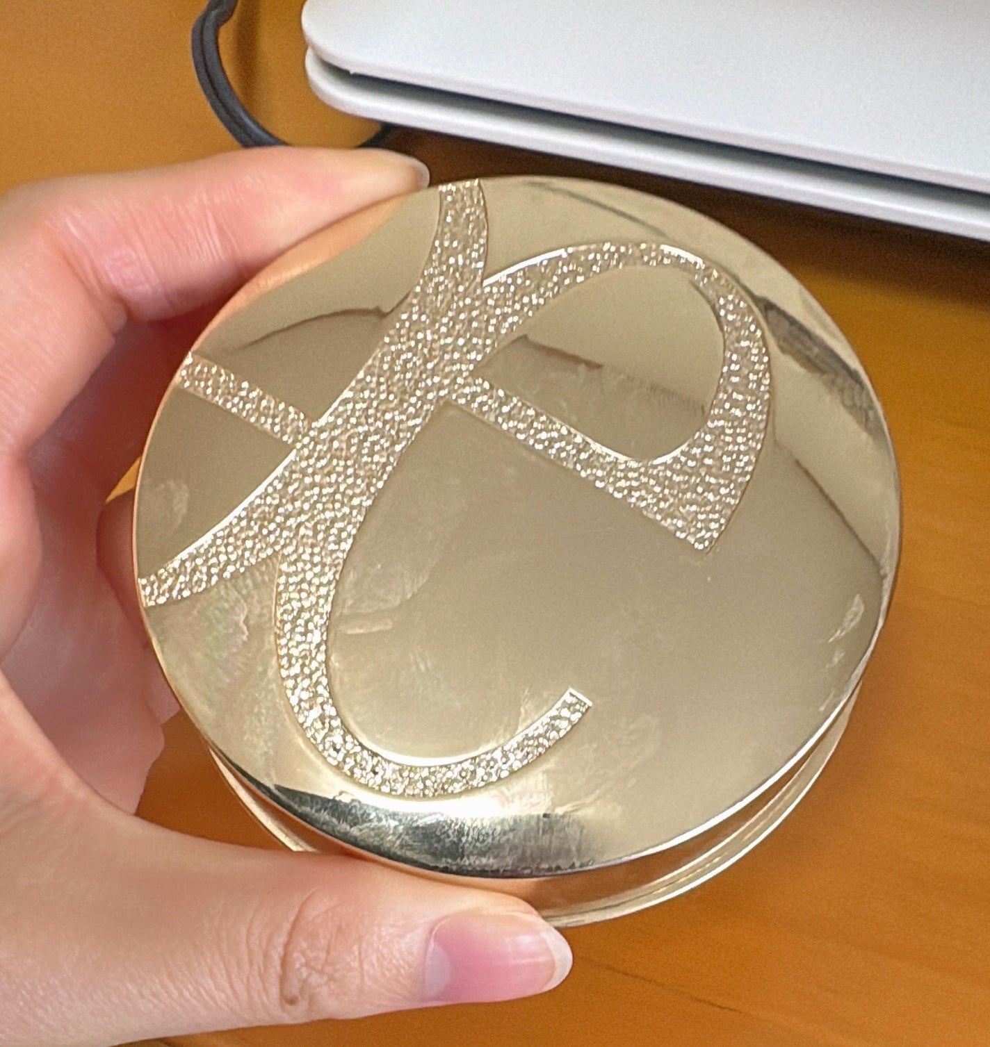 エレガンス ラ プードル オートニュアンス リクスィーズ/Elégance/プレストパウダーを使ったクチコミ(1枚目)