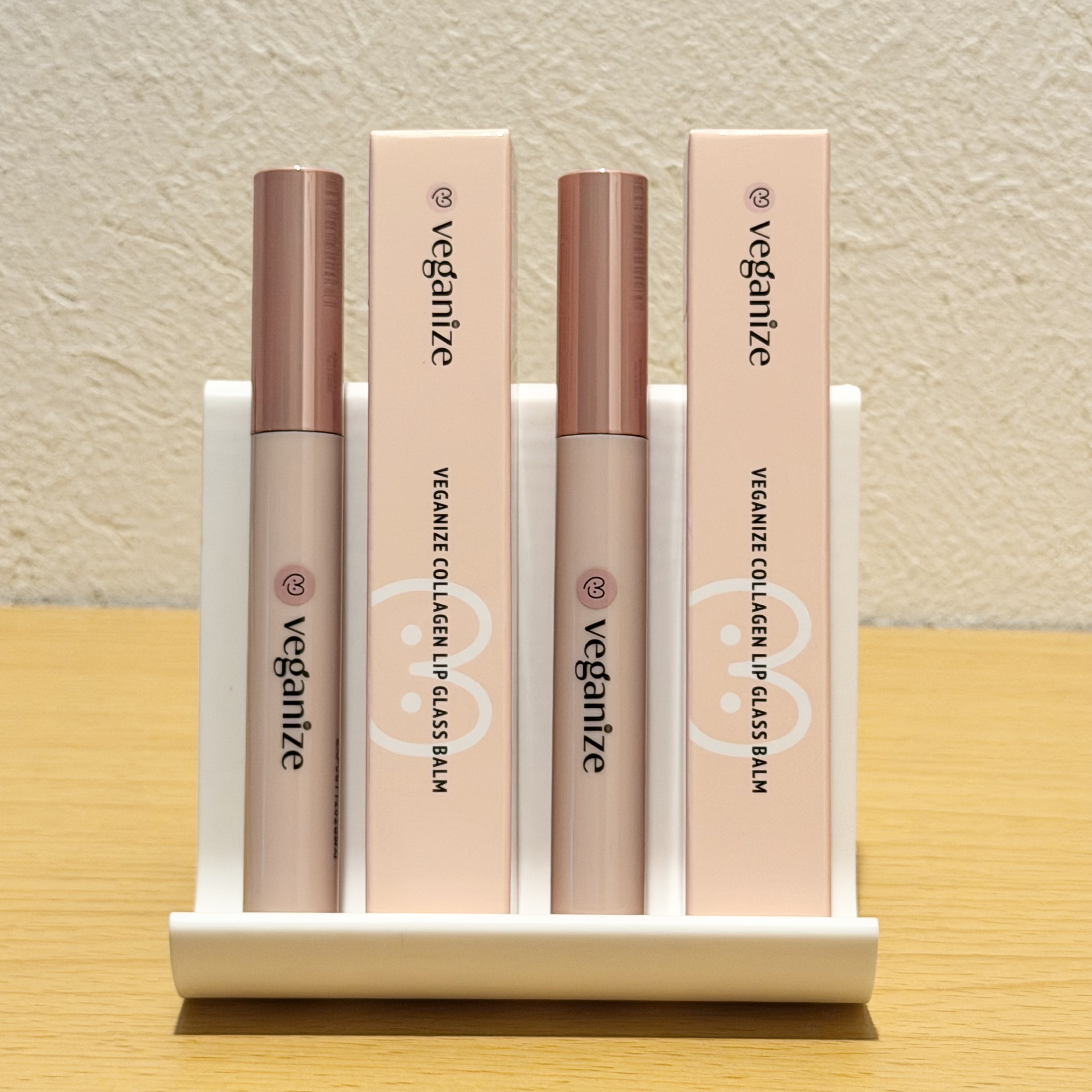 ヴィーガナイズコラーゲンリップガラスバーム/Veganize/リップグロスを使ったクチコミ（1枚目）