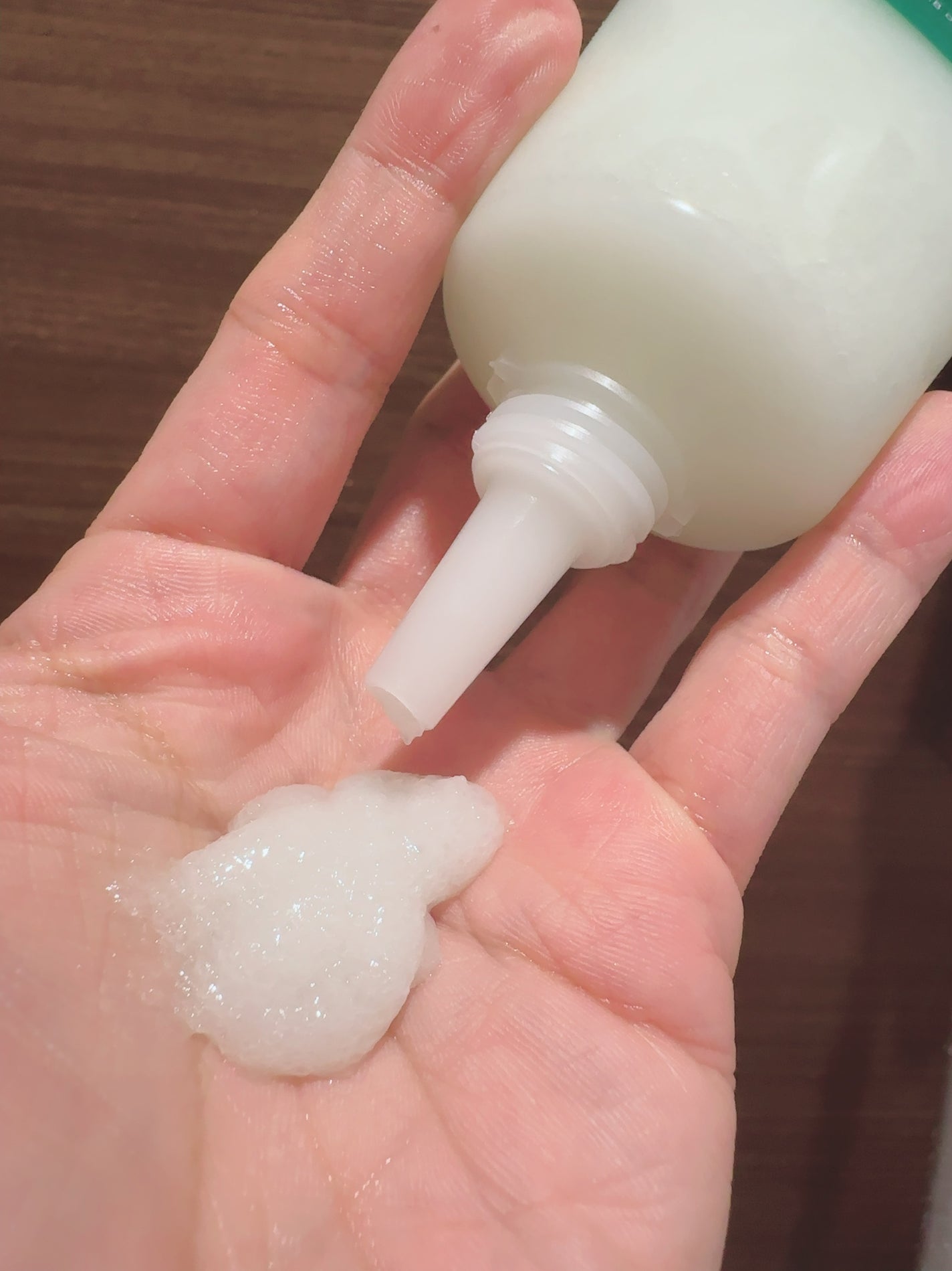 ローズマリー スカルプ スクラブ/AROMATICA/ヘッドスクラブを使ったクチコミ(2枚目)