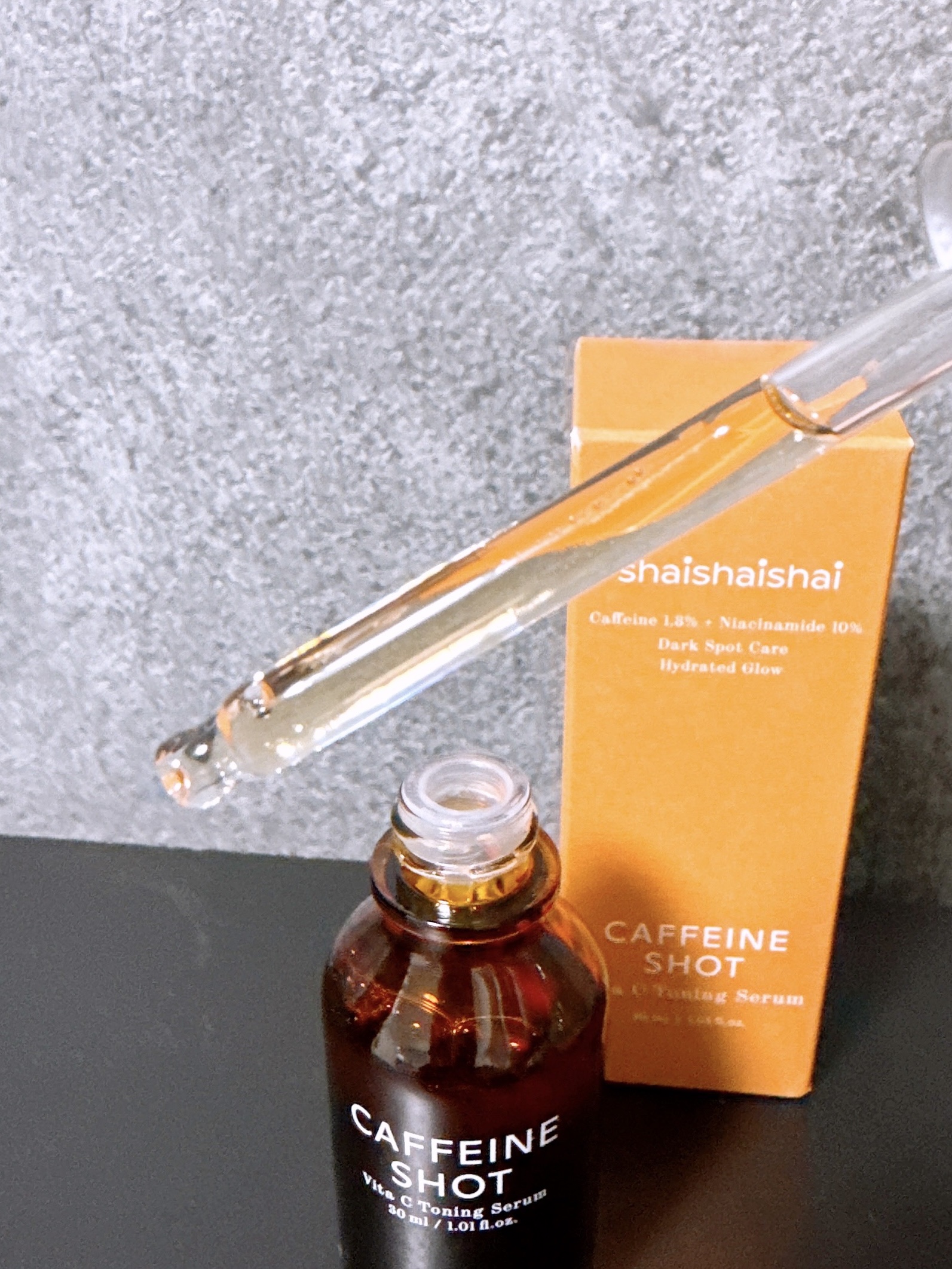 カフェインショット ビタC トーニングセラム/shaishaishai/美容液を使ったクチコミ（2枚目）