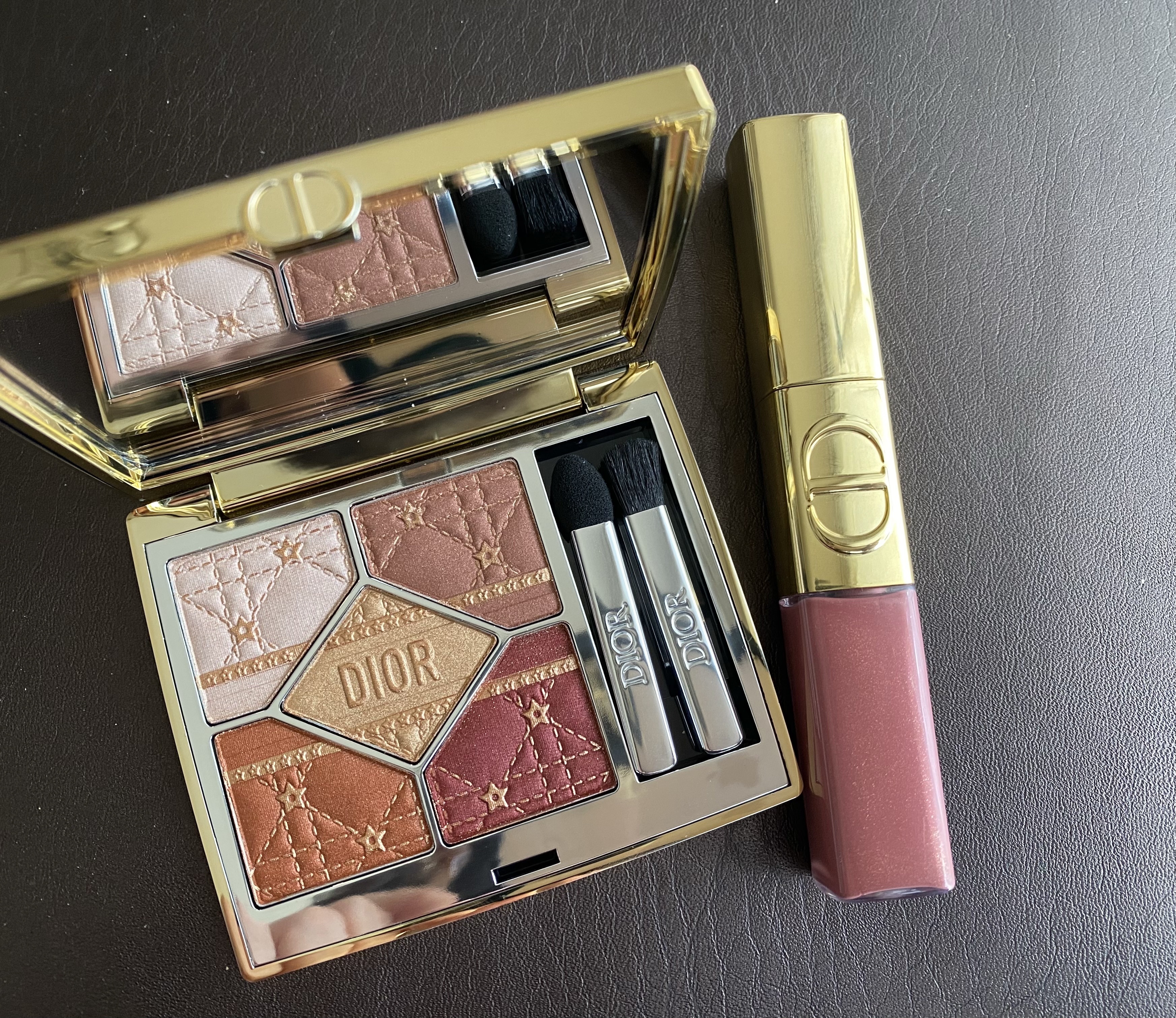 ディオールショウ サンク クルール（ホリデーコレクション 2025 限定品）/Dior/アイシャドウを使ったクチコミ（1枚目）