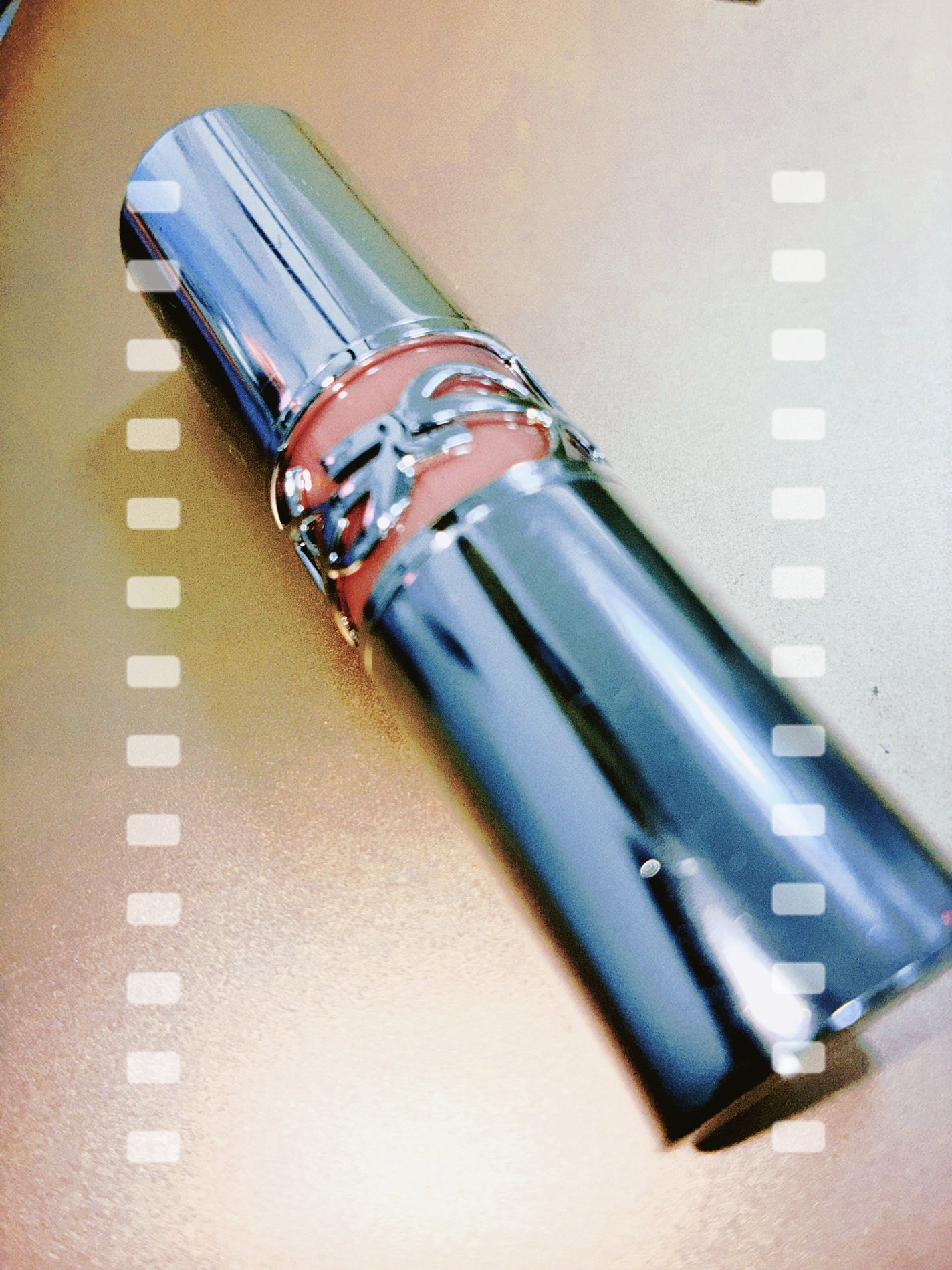 YSL ラブシャイン キャンディグレーズ/YVES SAINT LAURENT BEAUTE/口紅を使ったクチコミ(1枚目)