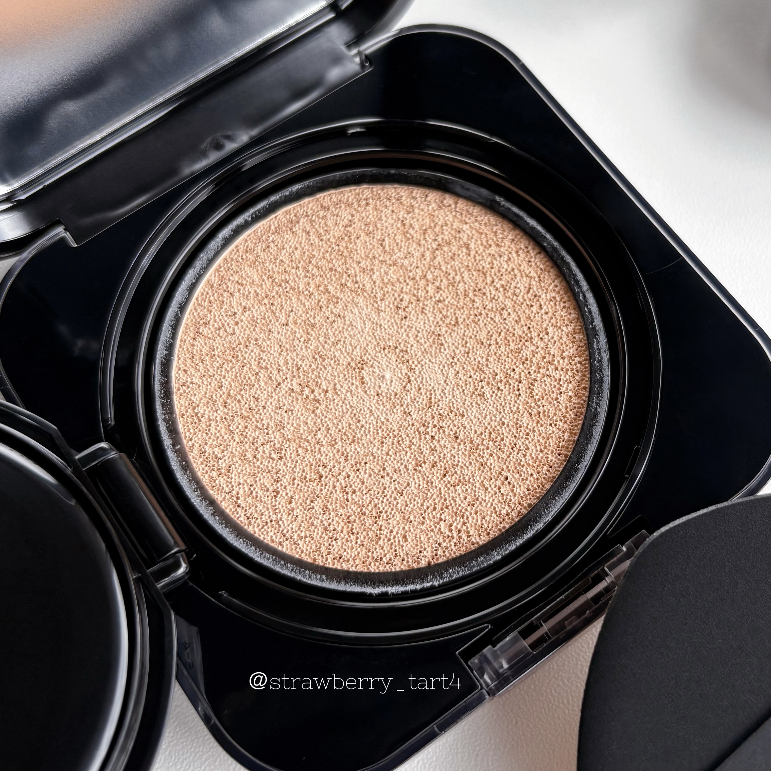 キル カバー ファンウェア クッション 21C ランジェリー/CLIO/クッションファンデーションを使ったクチコミ（2枚目）