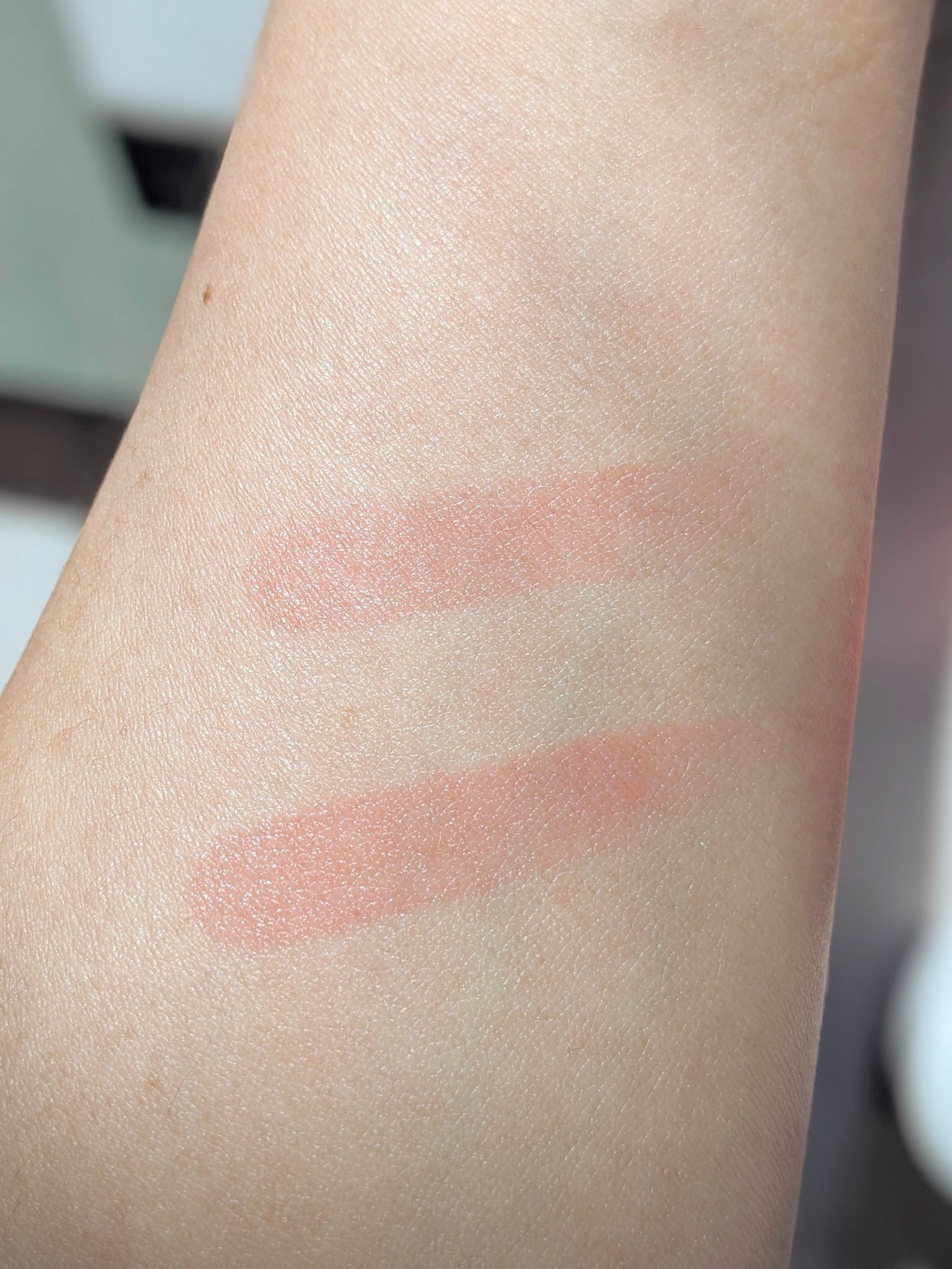 ヘルシーグロウバームスティック/wakemake/口紅を使ったクチコミ(5枚目)