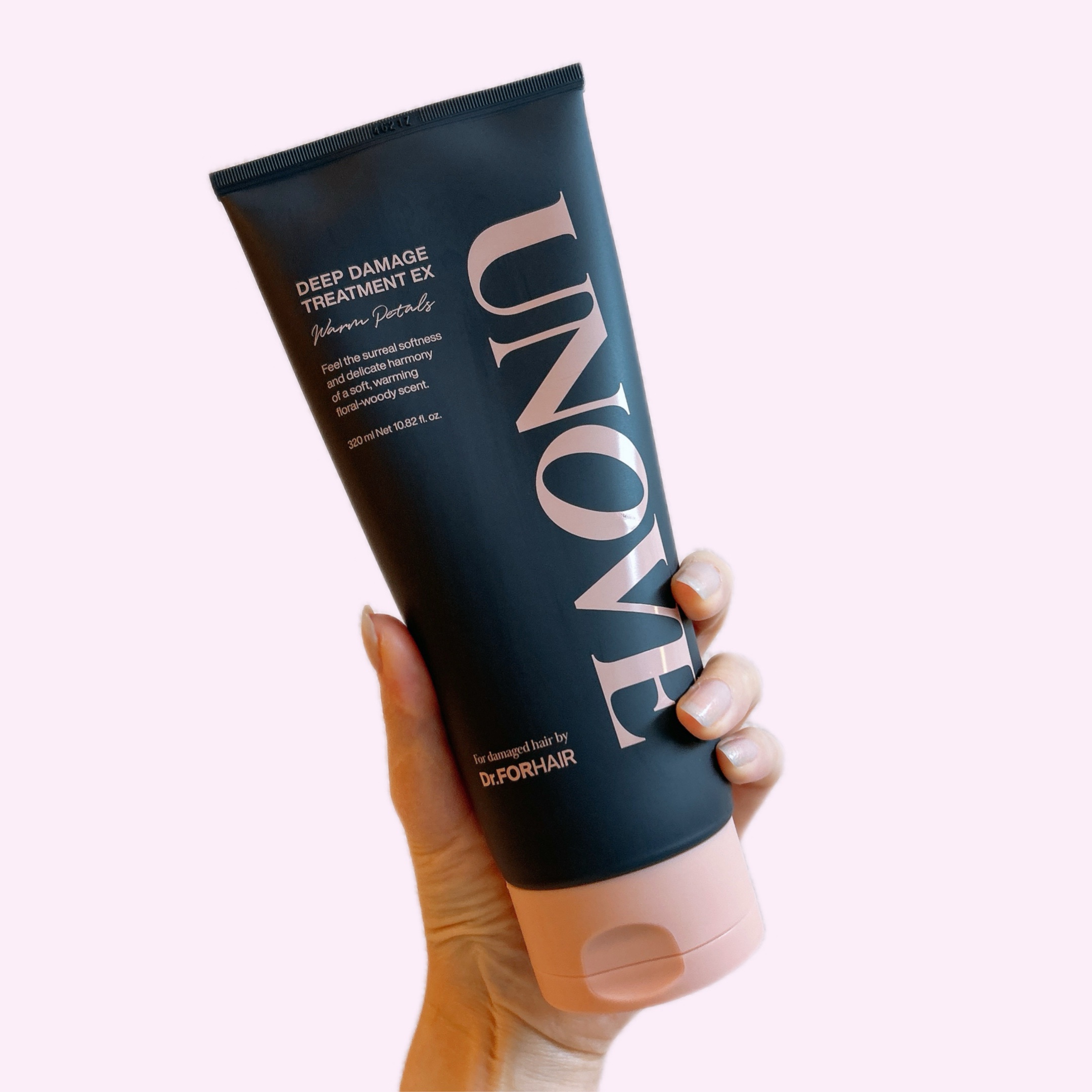 〈UNOVE〉
ディープダメージトリートメントEX

このトリートメント、私の髪に合っていたようでとてもよかったです🥹✨

髪が細くてパサパサでめちゃくちゃ絡まるんですけど、こちらを使った後は髪が柔らかくなって指通りも良くなる！！
そんで