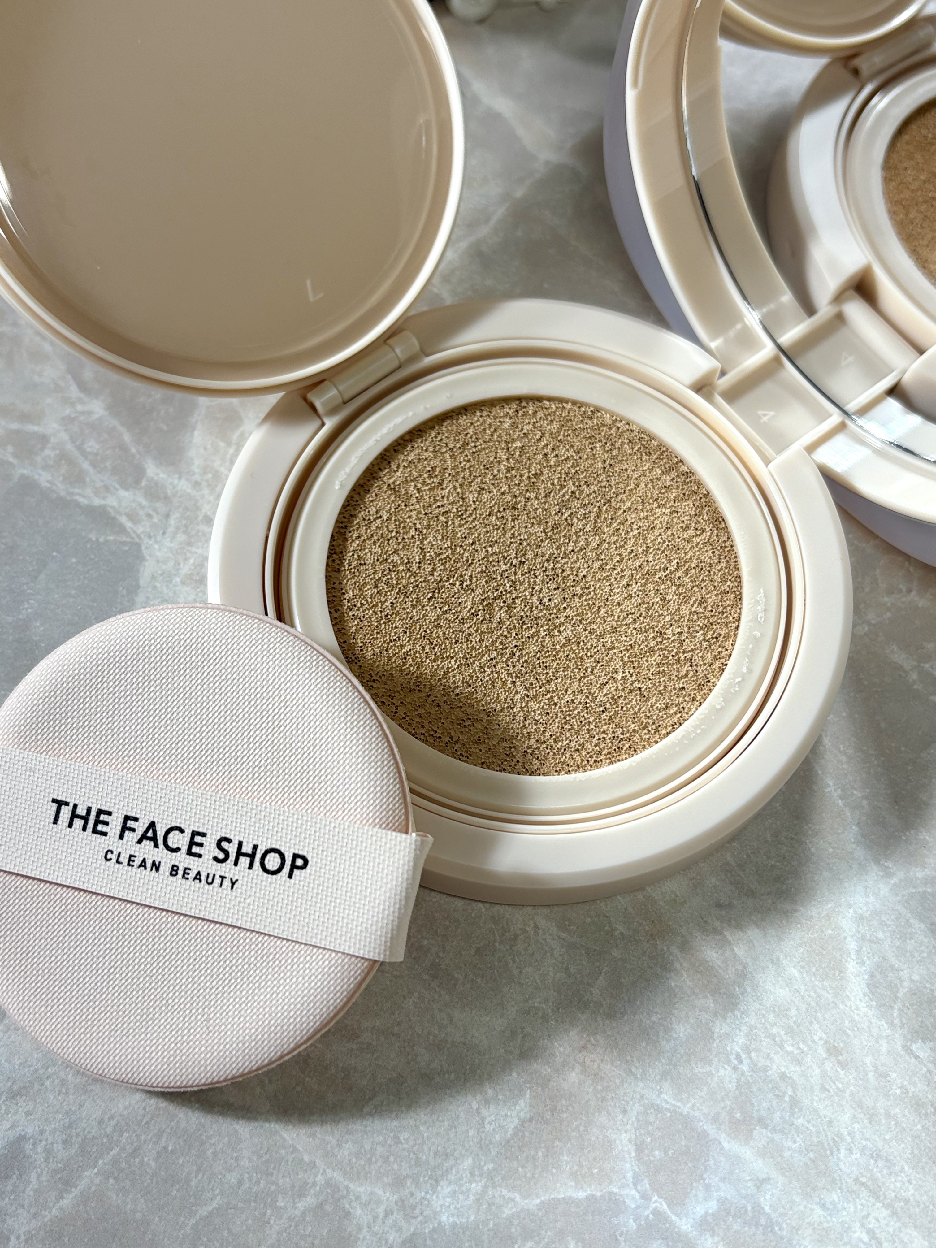 インクラスティングクッションファンデーション/THE FACE SHOP/クッションファンデーションを使ったクチコミ（2枚目）