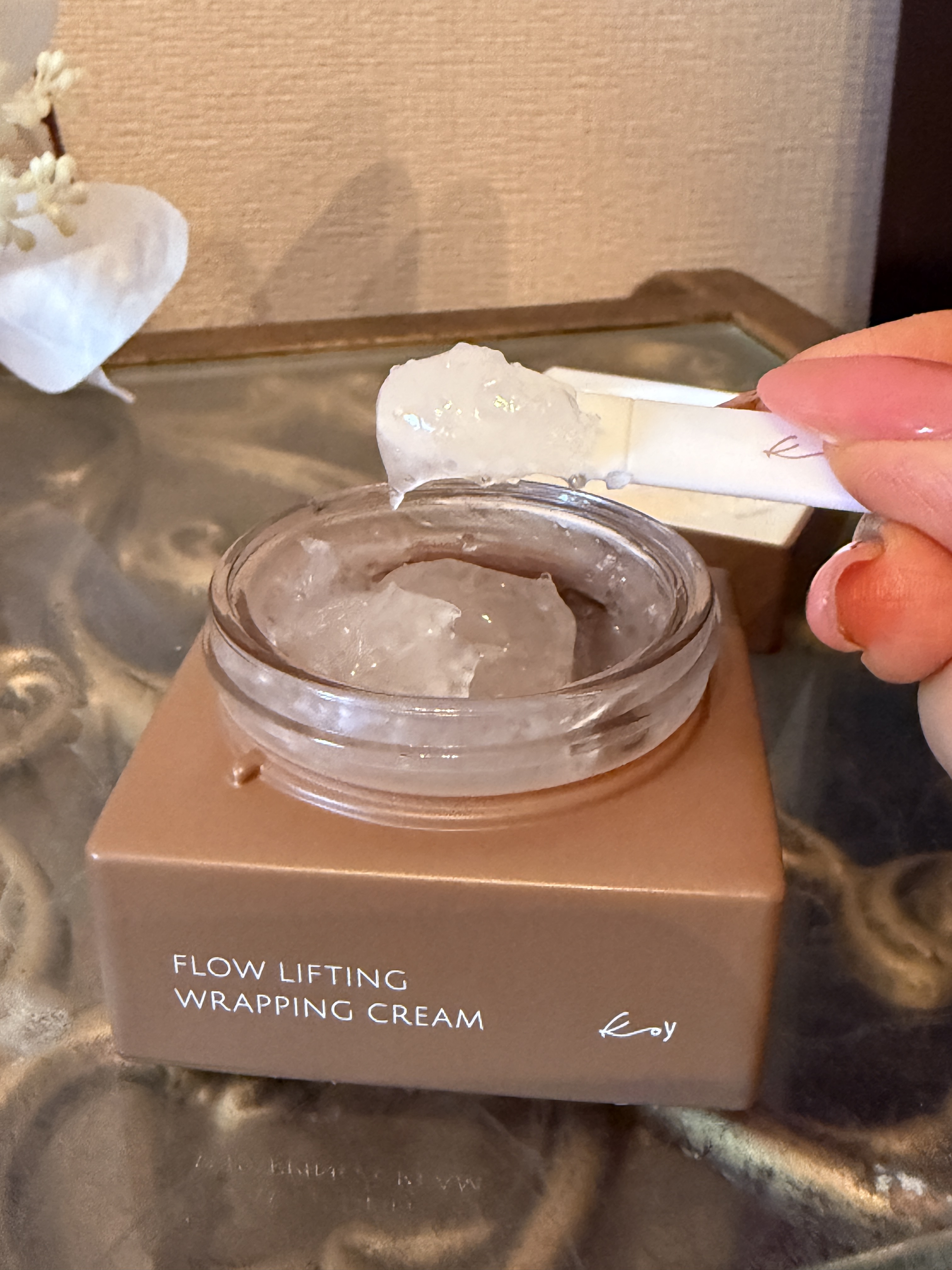 フローリフティングラッピングクリーム/koy/フェイスクリームを使ったクチコミ（2枚目）
