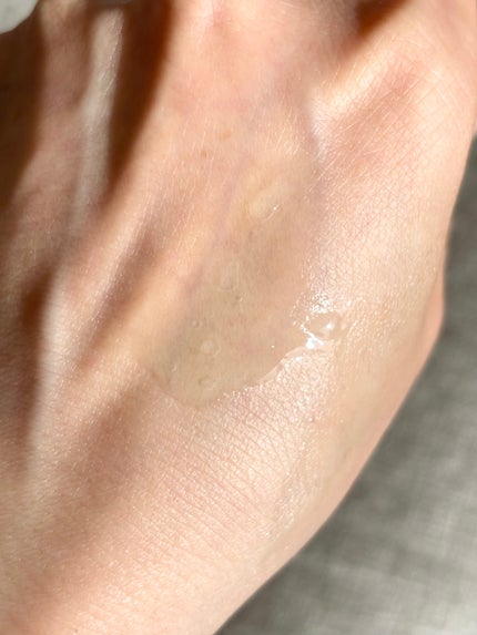 つや子 on LIPS 「アスニア様からいただきました🤍Qoo10で10月に日本上陸した..」(4枚目)