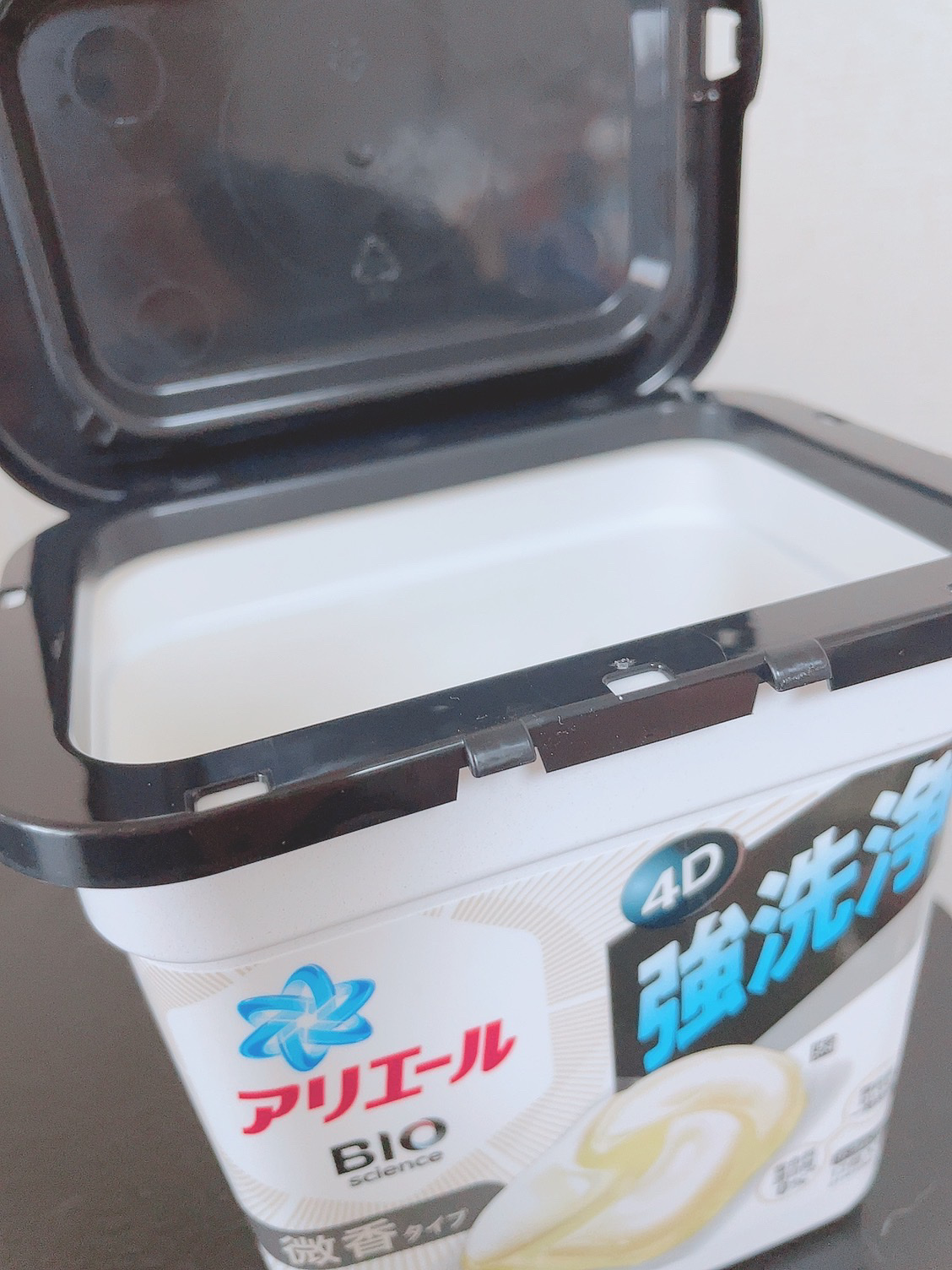 アリエール　バイオサイエンス　ジェルボール 4D 微香タイプ/アリエール/洗濯洗剤を使ったクチコミ（1枚目）