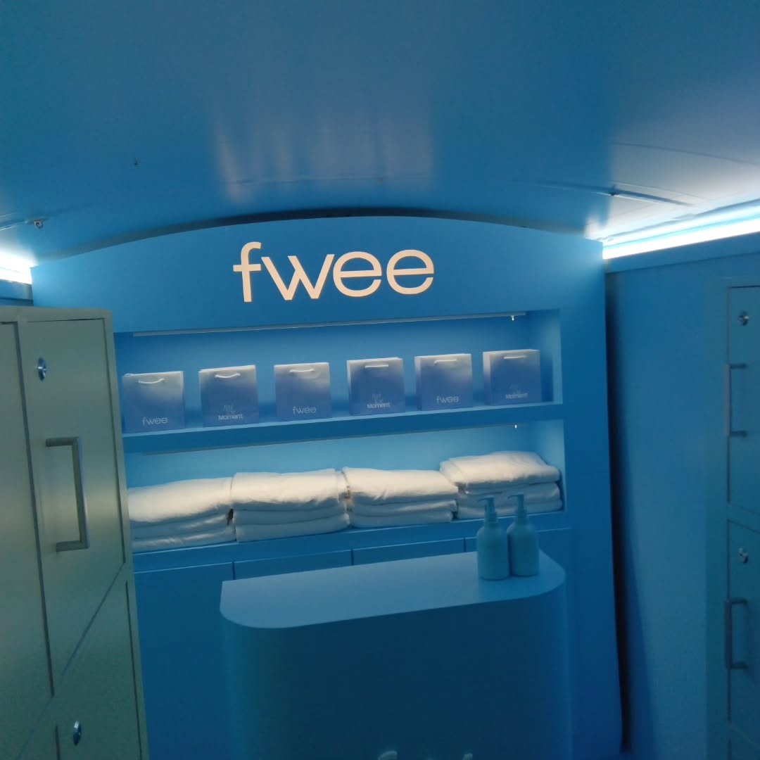 スパグロウUVトーンアップベース 01 グロウ/fwee/化粧下地を使ったクチコミ（2枚目）