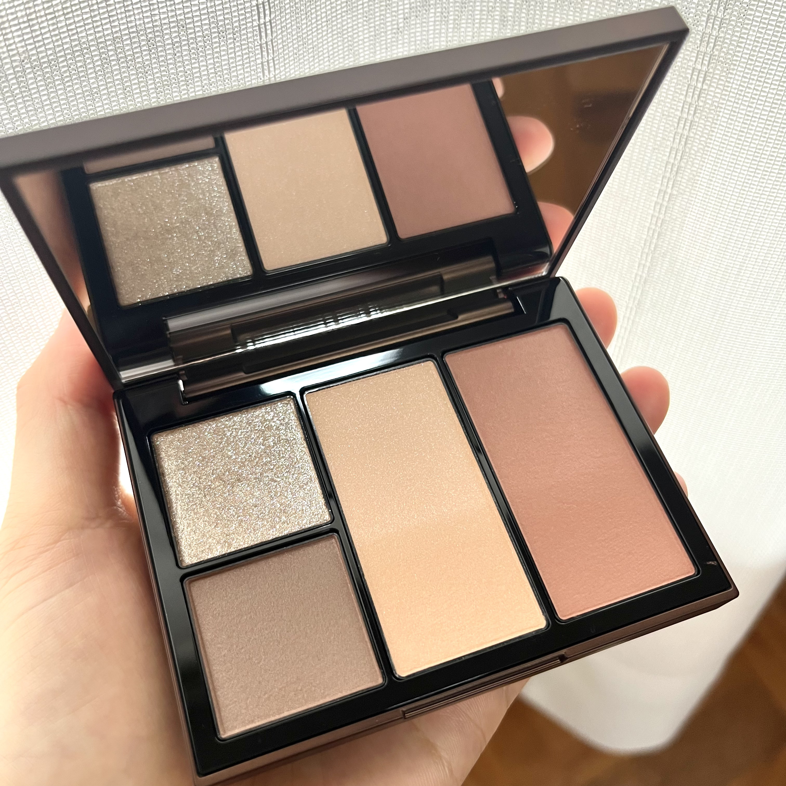 フェイス スタイリスト EX12 Lt. Chocolate/SNIDEL BEAUTY/アイシャドウパレットを使ったクチコミ（2枚目）