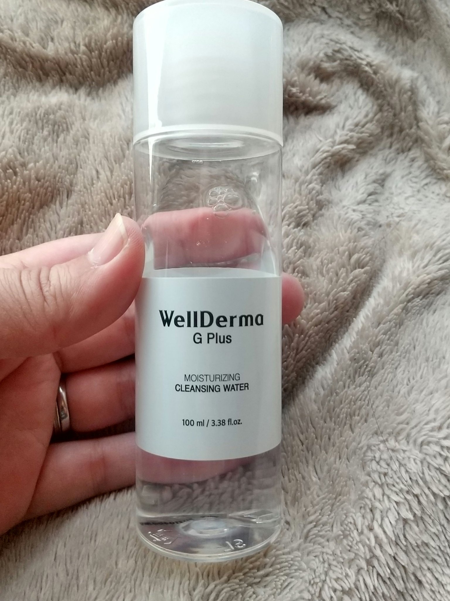 Gプラスモイスチャライジングクレンジングウォーター/WellDerma/クレンジングウォーターを使ったクチコミ（1枚目）