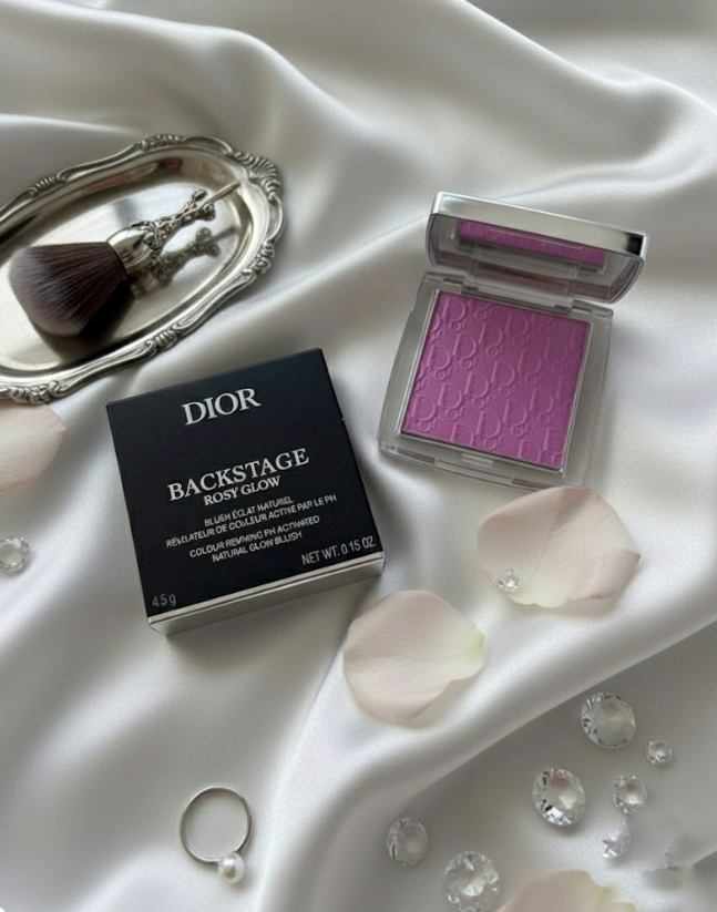 Dior バックステージ ロージー グロウのクチコミ「DIOR
バックステージ ロージーグロウ　063

ピンクライラック可愛いです！
新色とのこと.....」（1枚目）