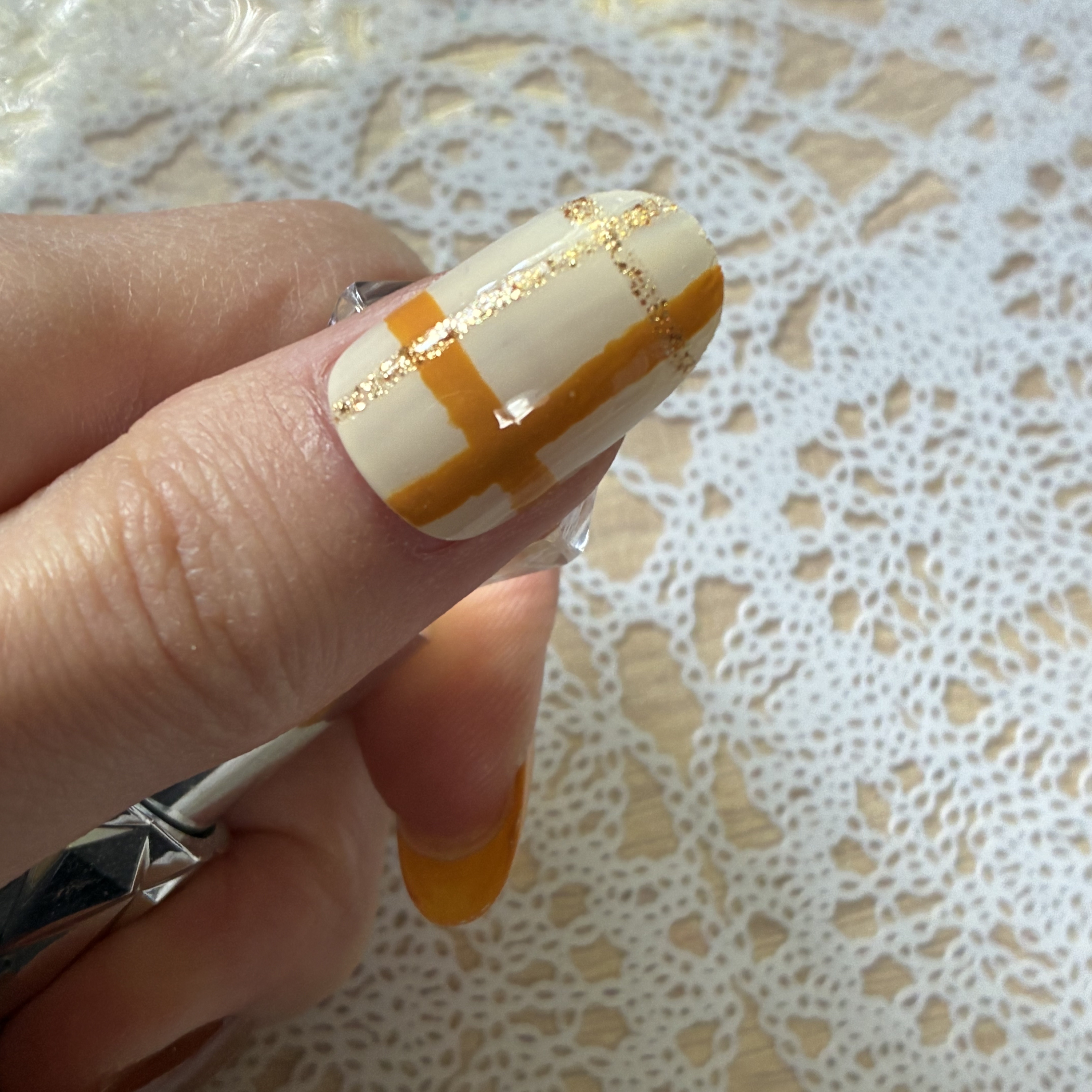 ネイル エナメル 細筆タイプ/ちふれ/マニキュアを使ったクチコミ（3枚目）