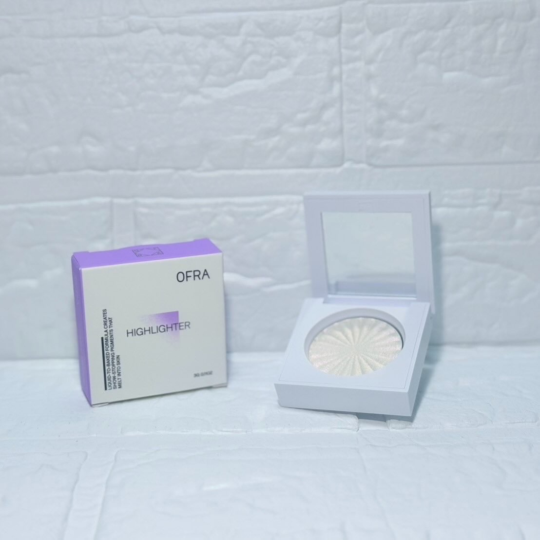 OFRA mini Highlighter/Ofra Cosmetics/パウダーハイライトを使ったクチコミ（3枚目）