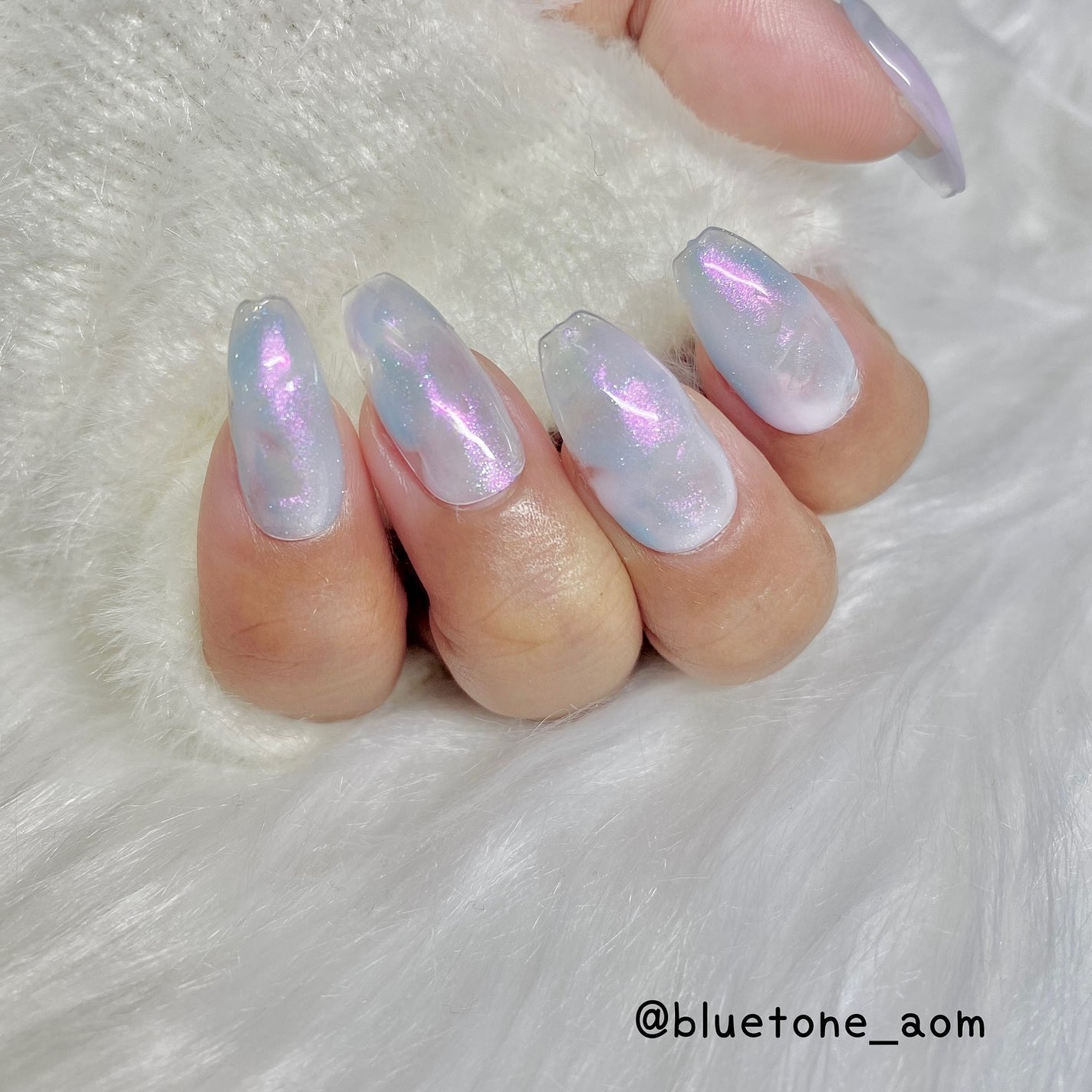 ⋆͛🦖⋆͛aomi on LIPS 「ニュアンスネイル青空みたいなカラーにピンクのオーロラを合わせて..」(7枚目)