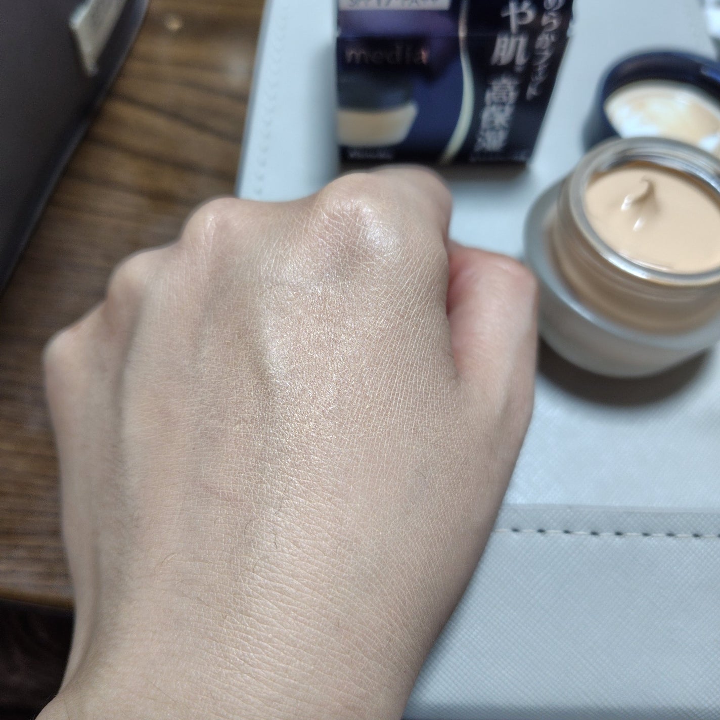 クリームファンデーションN/media/クリーム・エマルジョンファンデーションを使ったクチコミ(5枚目)