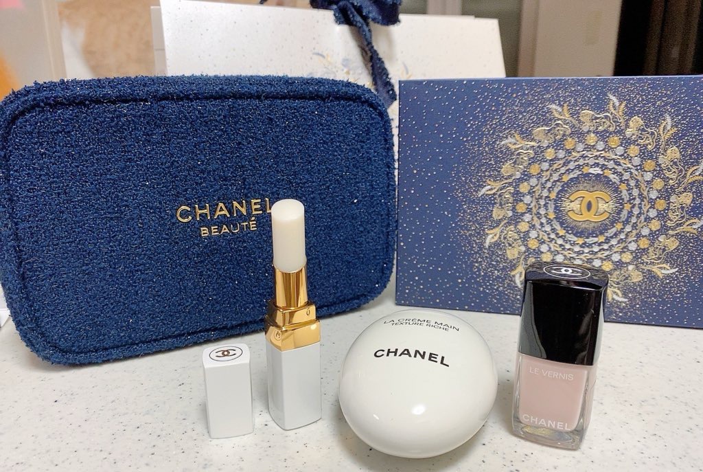 シャネル リップ アンド ネイル ケア セット/CHANEL/その他キットセットを使ったクチコミ（3枚目）