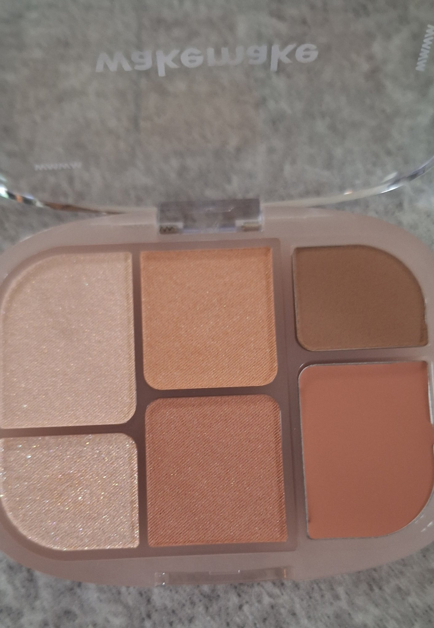 ソフトシアーマルチパレット/wakemake/アイシャドウパレットを使ったクチコミ（2枚目）