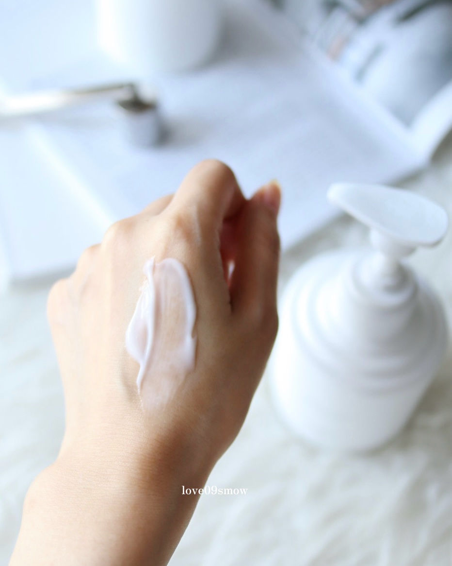 ミルクローションモイストプラス 300mL / ミュゼコスメ | LIPS