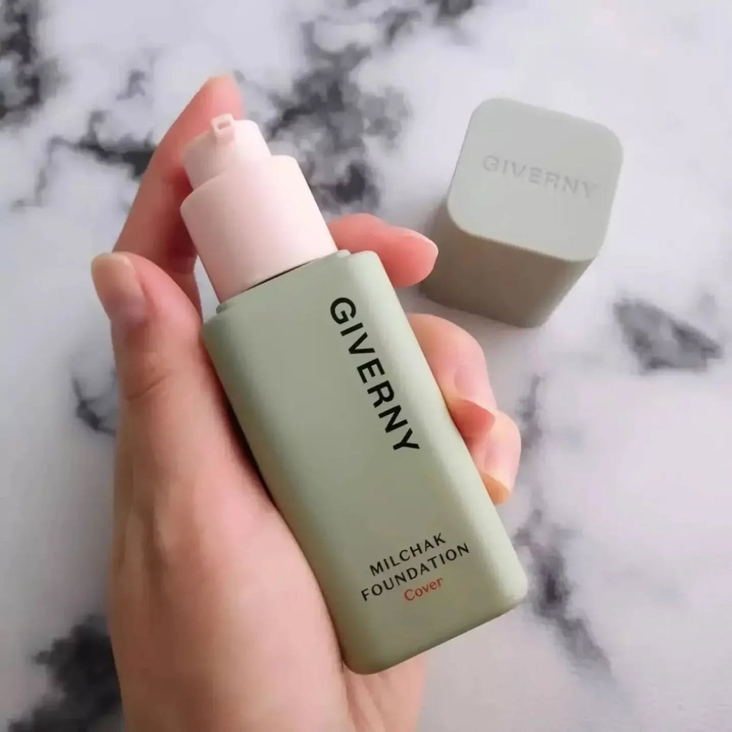 ジヴェルニー 密着カバークッション/GIVERNY/クッションファンデーションを使ったクチコミ(3枚目)