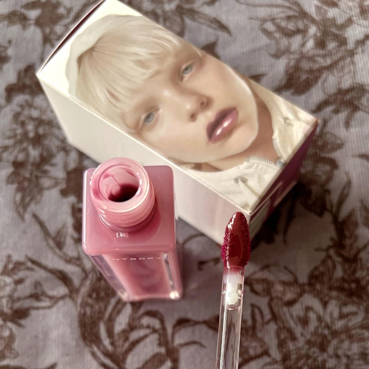 エントロピー チャームティント グロッシージェル/ENTROPY/リップティントを使ったクチコミ(4枚目)