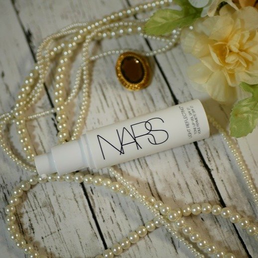 ライトリフレクティング　トーンアップヴェール/NARS/化粧下地を使ったクチコミ（3枚目）