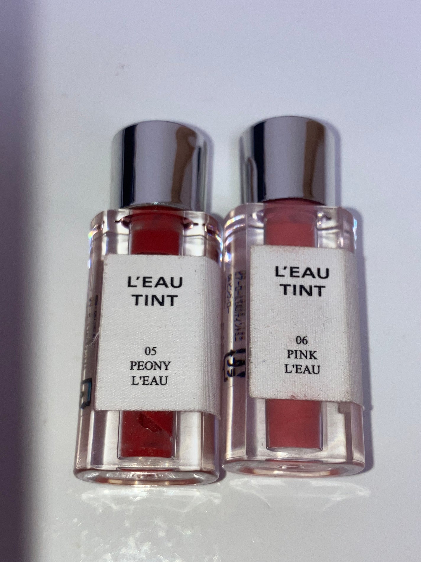 karin on LIPS 「使いやすいミニサイズグロスჱ̒՞̳ᴗ̫ᴗ̳՞꒱このグロス色んな..」(1枚目)