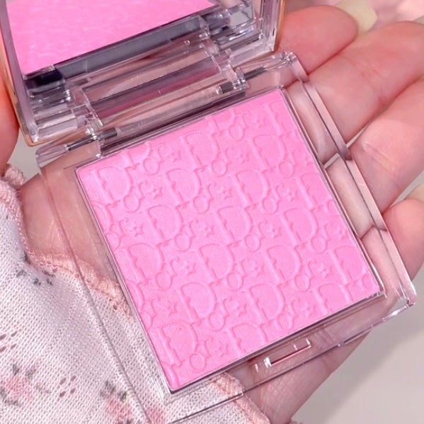 ディオール バックステージ チーク ブラシ/Dior/メイクブラシを使ったクチコミ(2枚目)