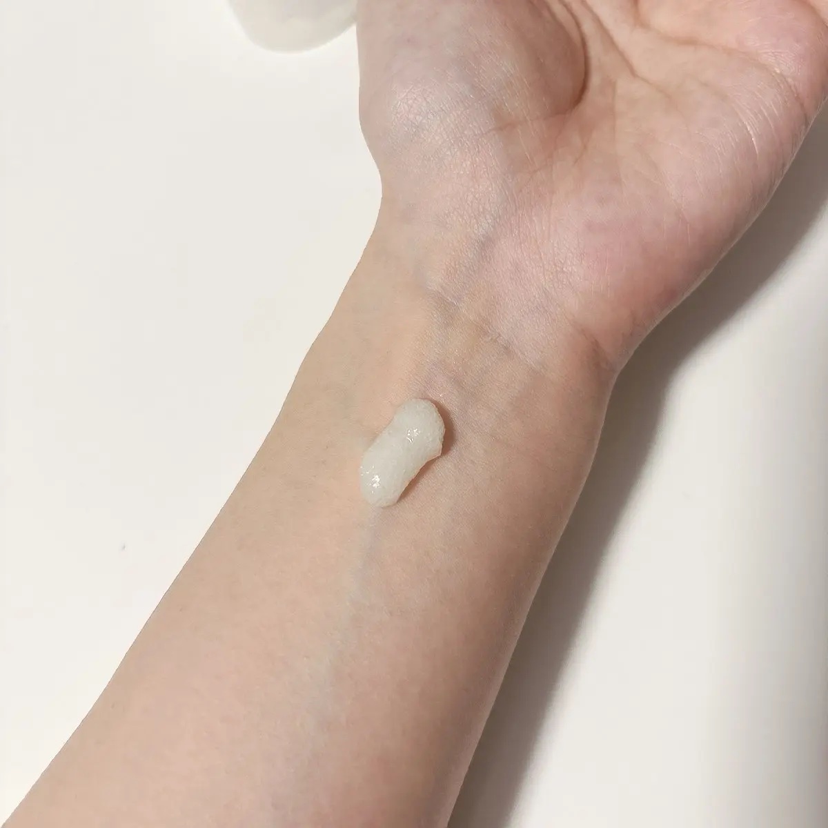 ローズマリー スカルプ スクラブ/AROMATICA/ヘッドスクラブを使ったクチコミ（2枚目）