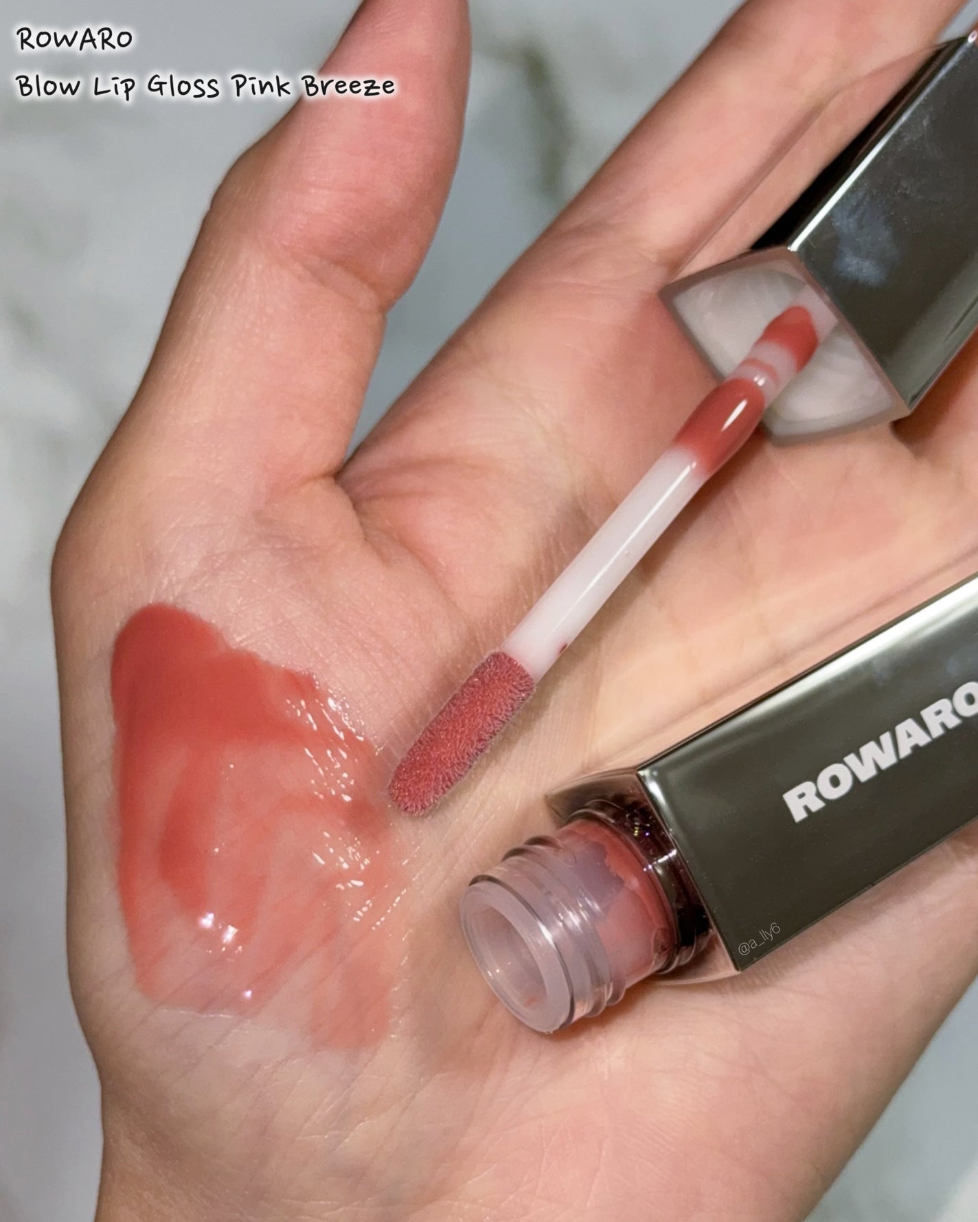ブローリップグロス ピンクブリーズ/ROWARO/リップグロスを使ったクチコミ(3枚目)