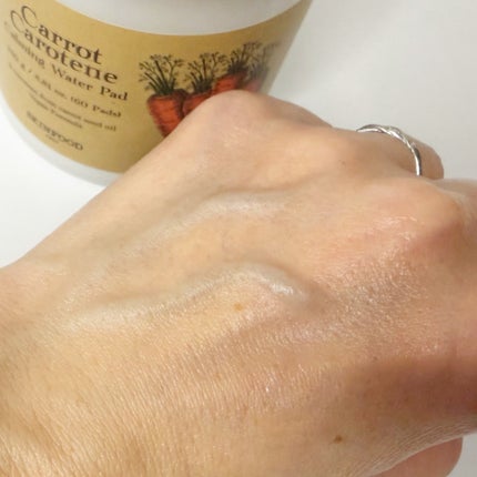 キャロットカロテン カーミングウォーターパッド/SKINFOOD/トナーパッドを使ったクチコミ(5枚目)