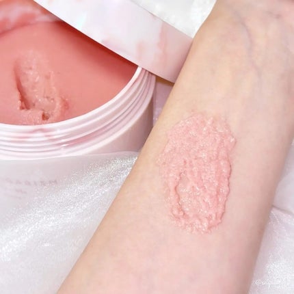 キューミースウィートボムタラソスクラブ ピオニーブーケの香り/AGARISM/ボディスクラブを使ったクチコミ(3枚目)