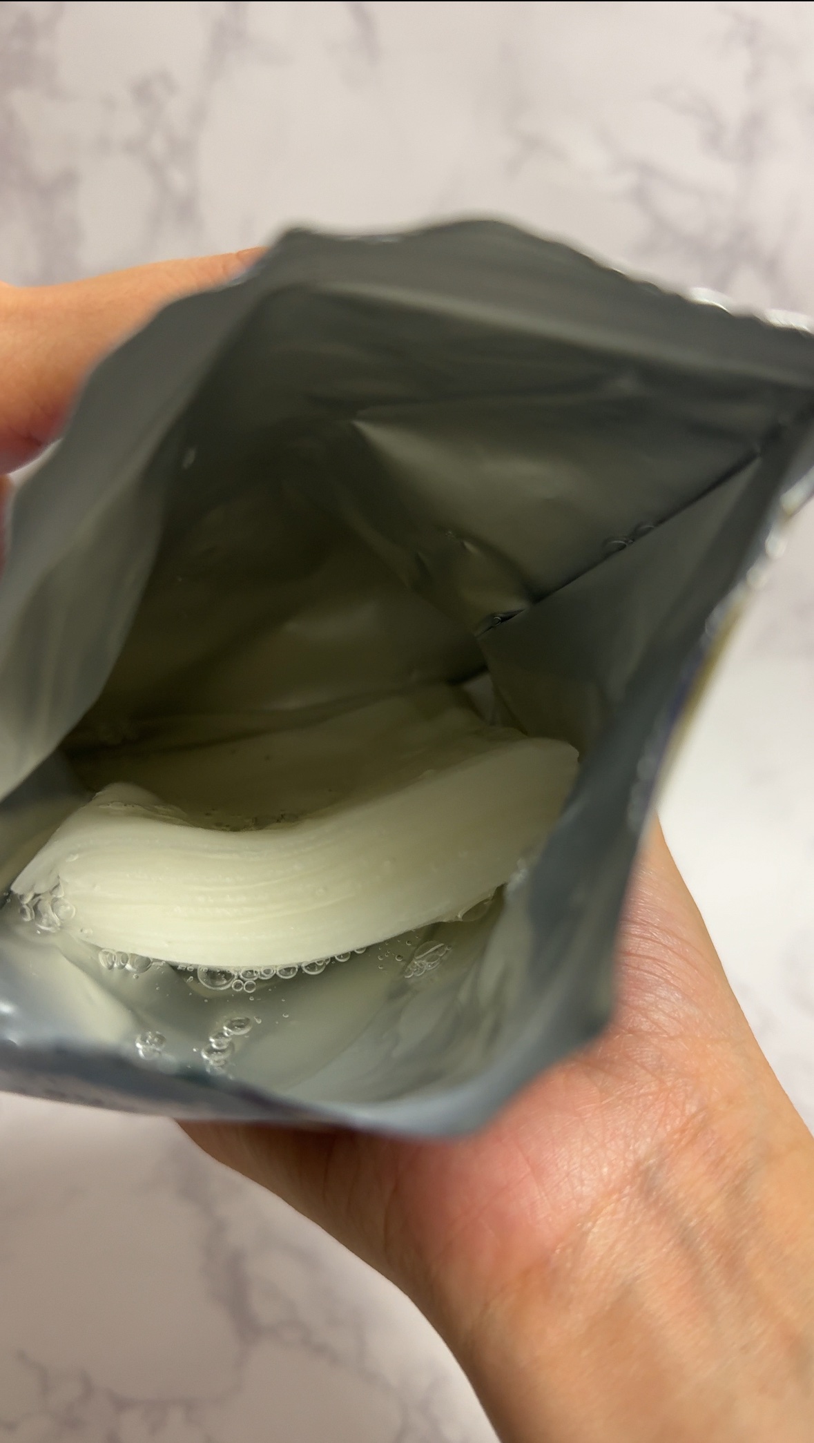 ヨル　スキン　オーバーナイト　ハイドラシートマスク　クリア/YOLU/シートマスク・パックを使ったクチコミ（2枚目）