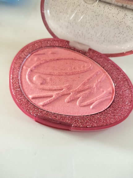 スパグロウUVトーンアップベース/fwee/化粧下地を使ったクチコミ(2枚目)