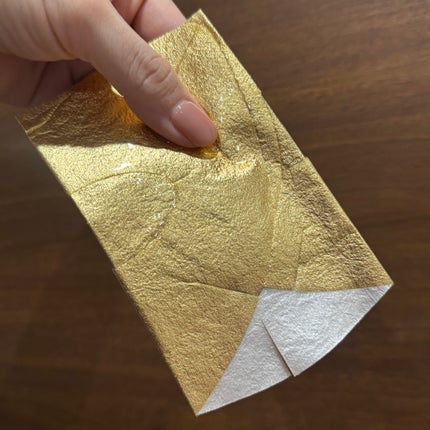 KOCOSTAR(ココスター) ゴールドトリプルリイヤーマスクのクチコミ「KOCOSTAR ココスター
ゴールドトリプルリイヤーマスク ¥440
☘️3重のゴールドホ.....」(3枚目)