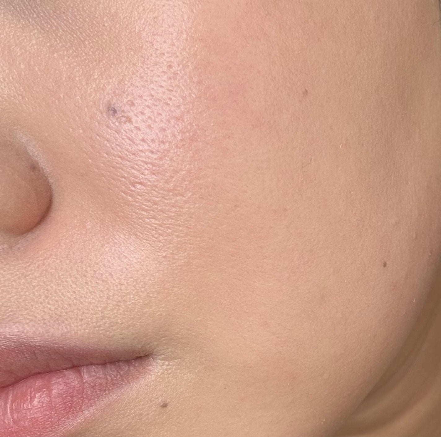 エッセンスコンシーリング UV クッションファンデーション/PERFECT DIARY/クッションファンデーションを使ったクチコミ(4枚目)