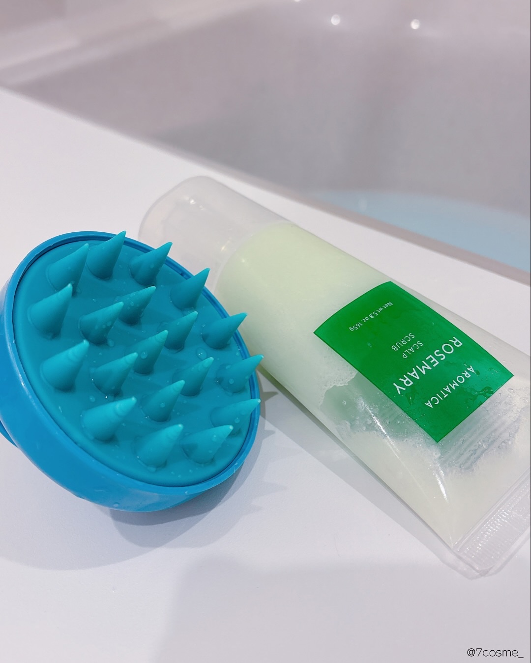 ローズマリー スカルプ スクラブ/AROMATICA/ヘッドスクラブを使ったクチコミ（2枚目）