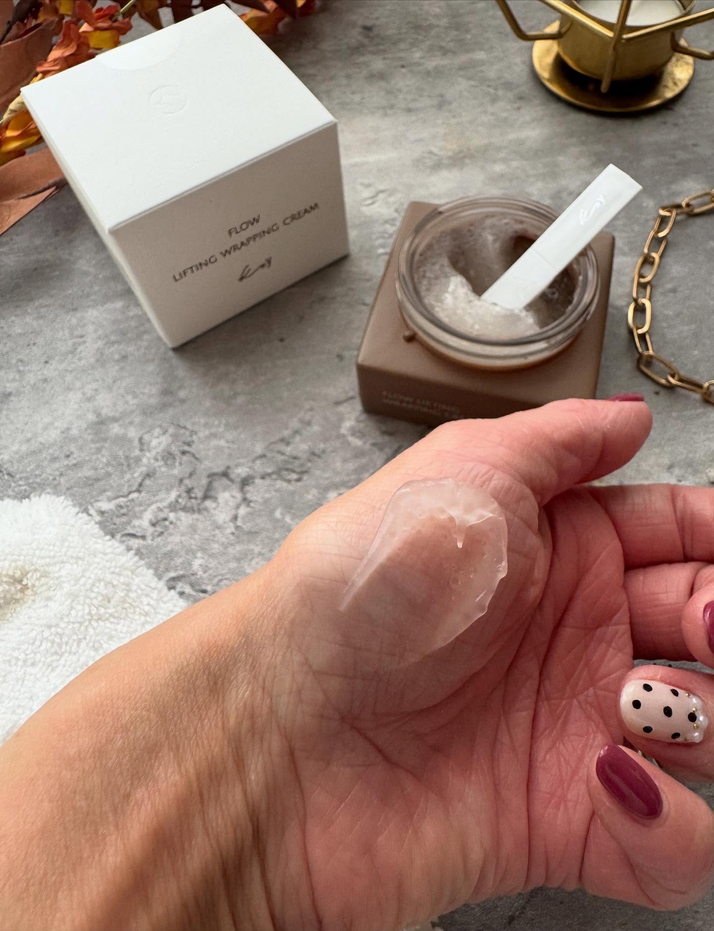 フローリフティングラッピングクリーム/koy/フェイスクリームを使ったクチコミ（3枚目）