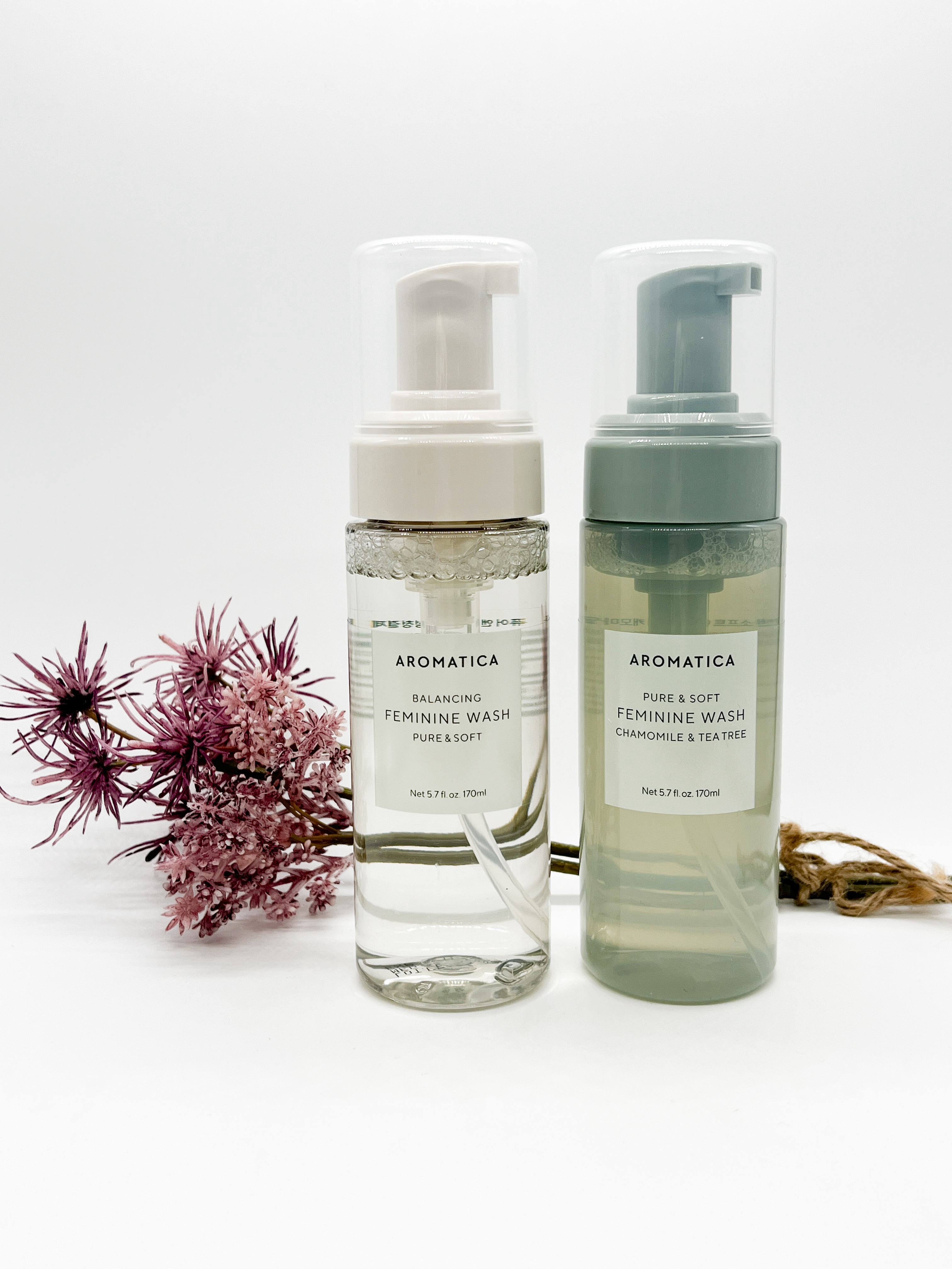 
AROMATICA アロマティカ
フェミニンウォッシュピュア&ソフト 170ml/ 2,390円（税込み）
フェミニンウォッシュピュア＆ソフト カモミール＆ティーツリー 170ml/2,890円（税込み）

韓国オリーブヤングフェミニンケ