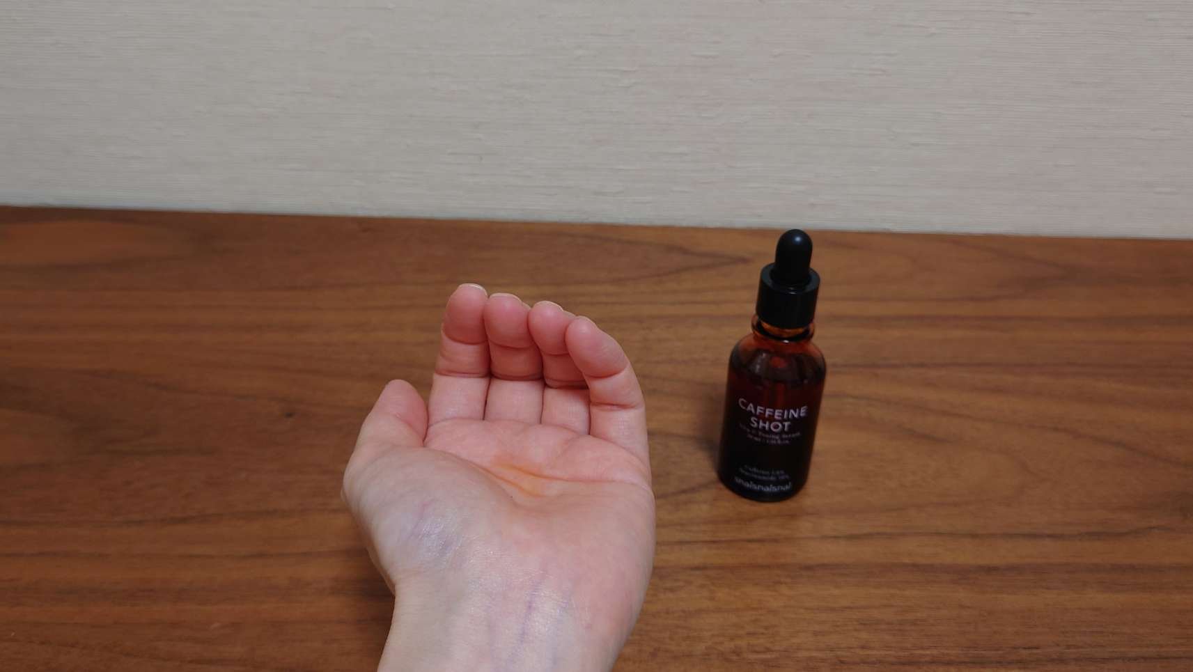 カフェインショット ビタC トーニングセラム/shaishaishai/美容液を使ったクチコミ（2枚目）