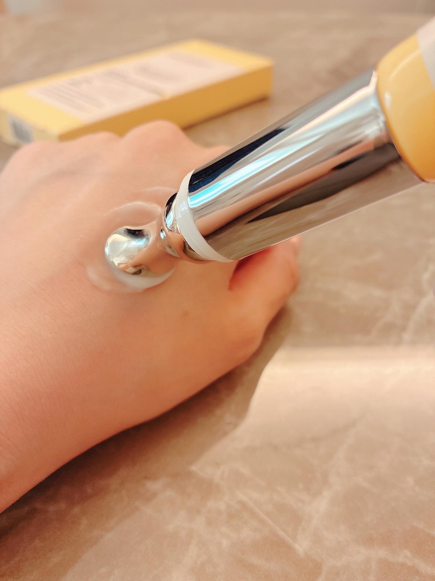 デュアルダムガーラックビタCオートアイクリーム/Dr.Twenty Project/アイケア・アイクリームを使ったクチコミ(3枚目)