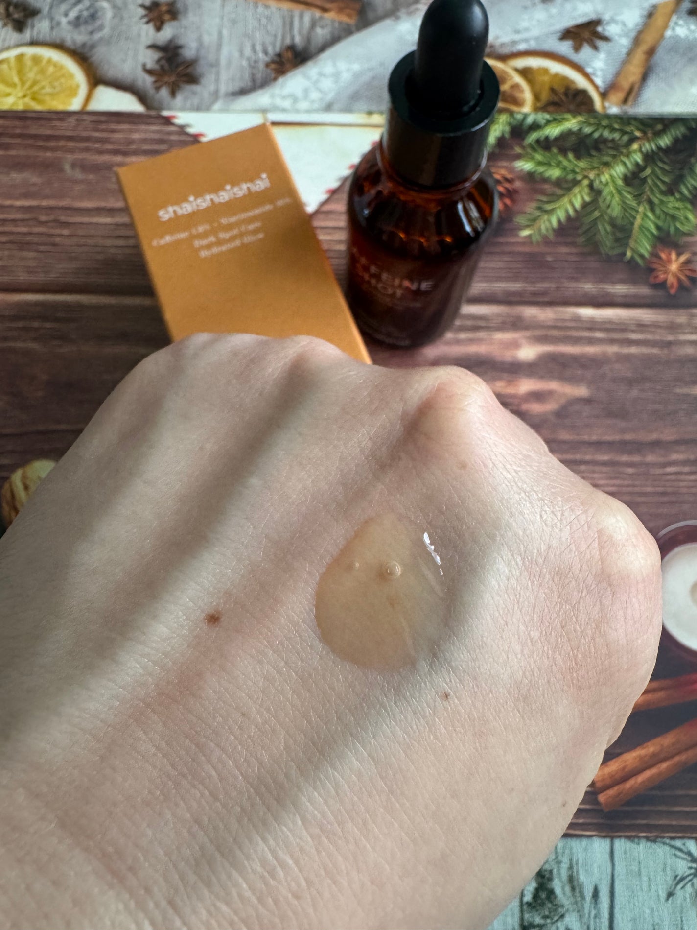 カフェインショット ビタC トーニングセラム/shaishaishai/美容液を使ったクチコミ(4枚目)