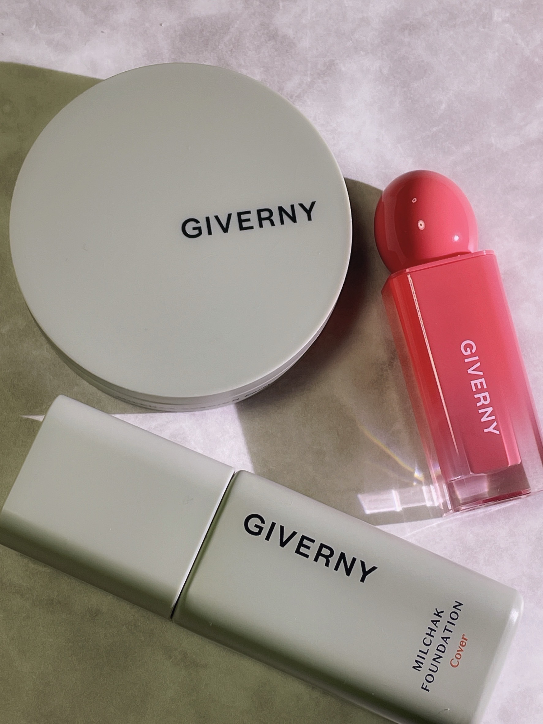 ジヴェルニー 密着カバーファンデーション/GIVERNY/リキッドファンデーションを使ったクチコミ（1枚目）