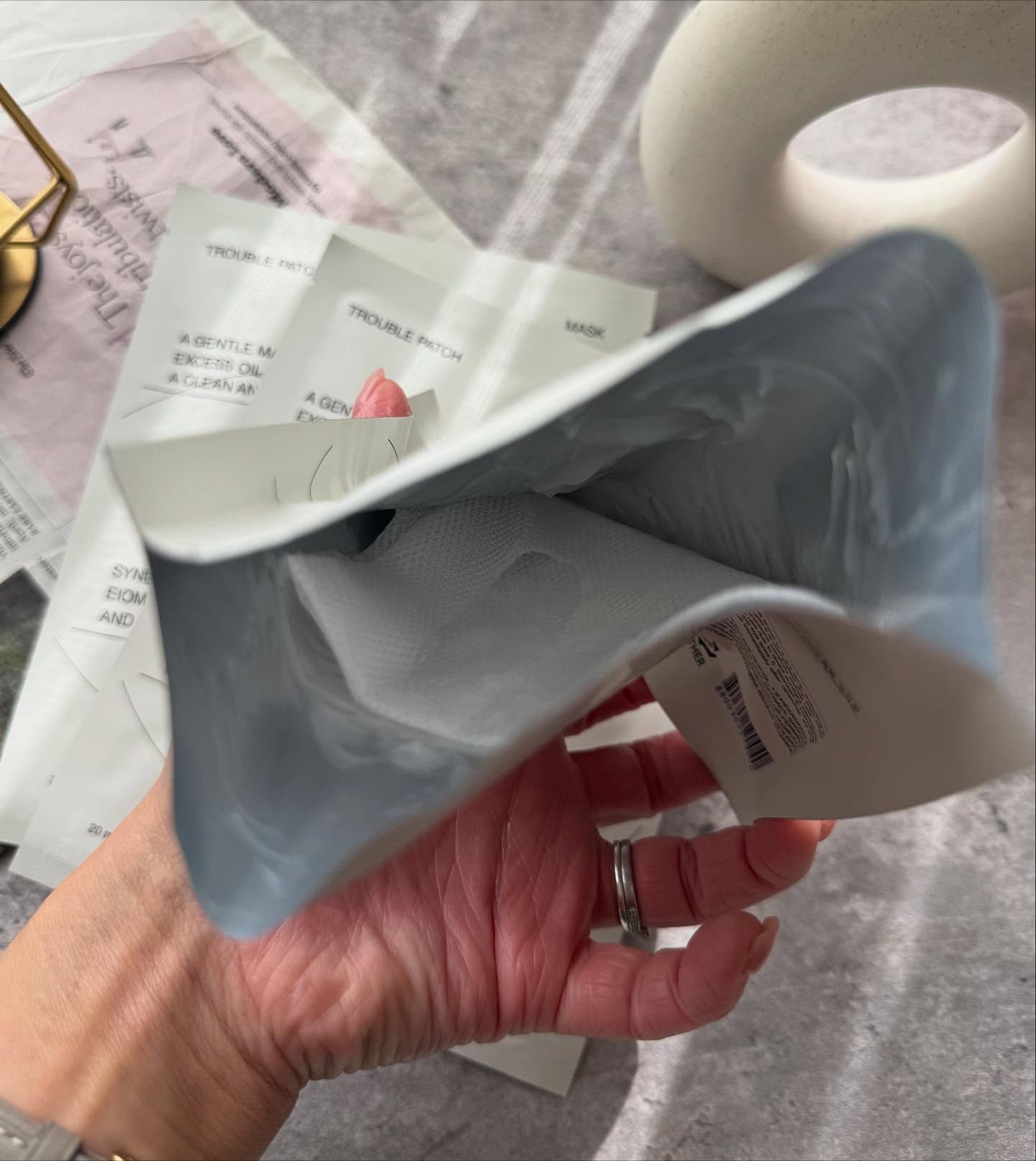 トラブルパッチマスク/EIOM/その他スキンケアを使ったクチコミ（2枚目）