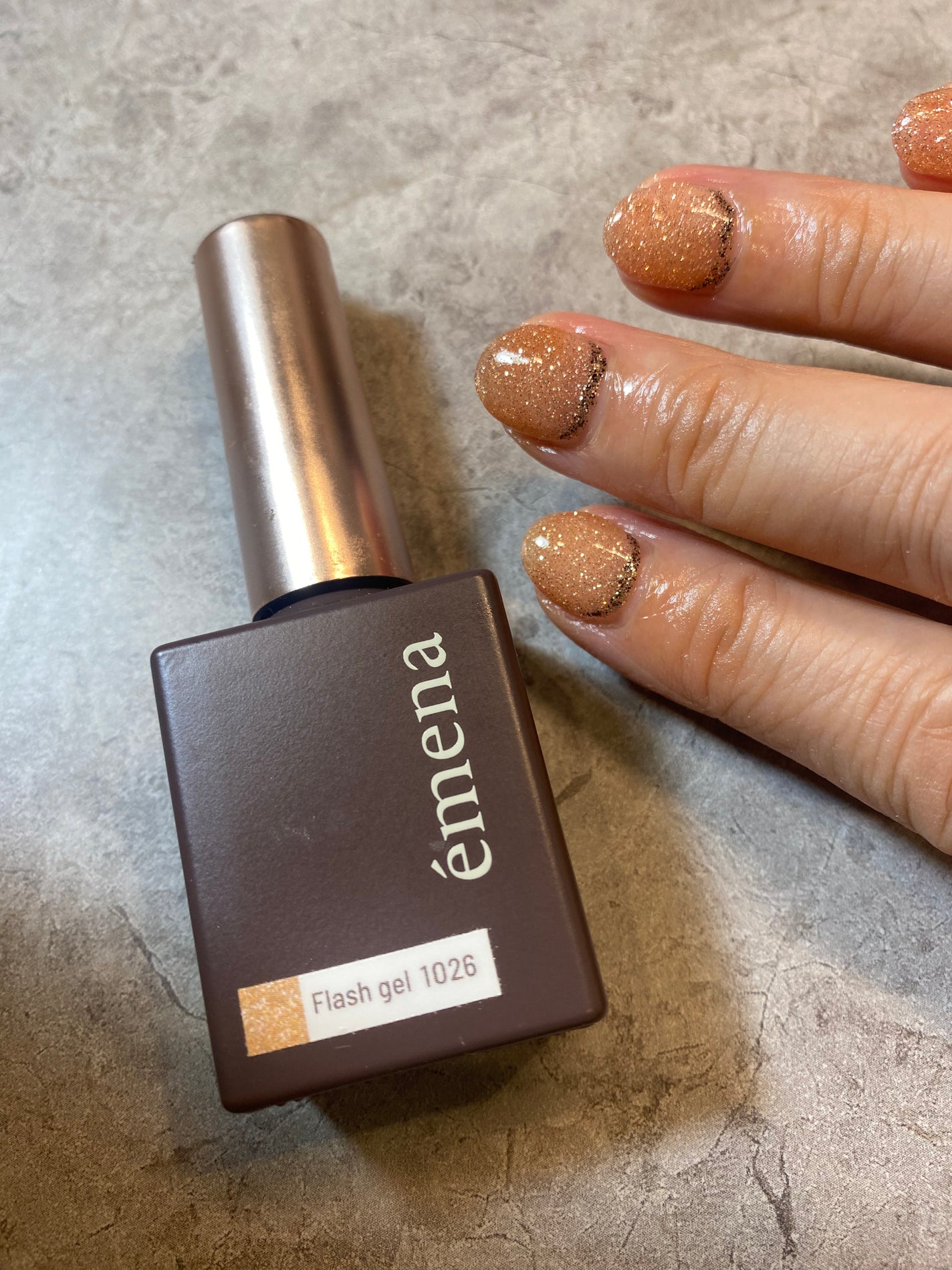 Flash gel/emena/ジェルネイルを使ったクチコミ(6枚目)