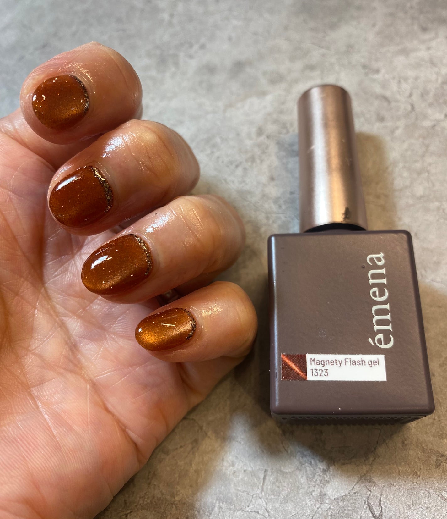 マグネティフラッシュジェル/emena/ジェルネイルを使ったクチコミ(1枚目)