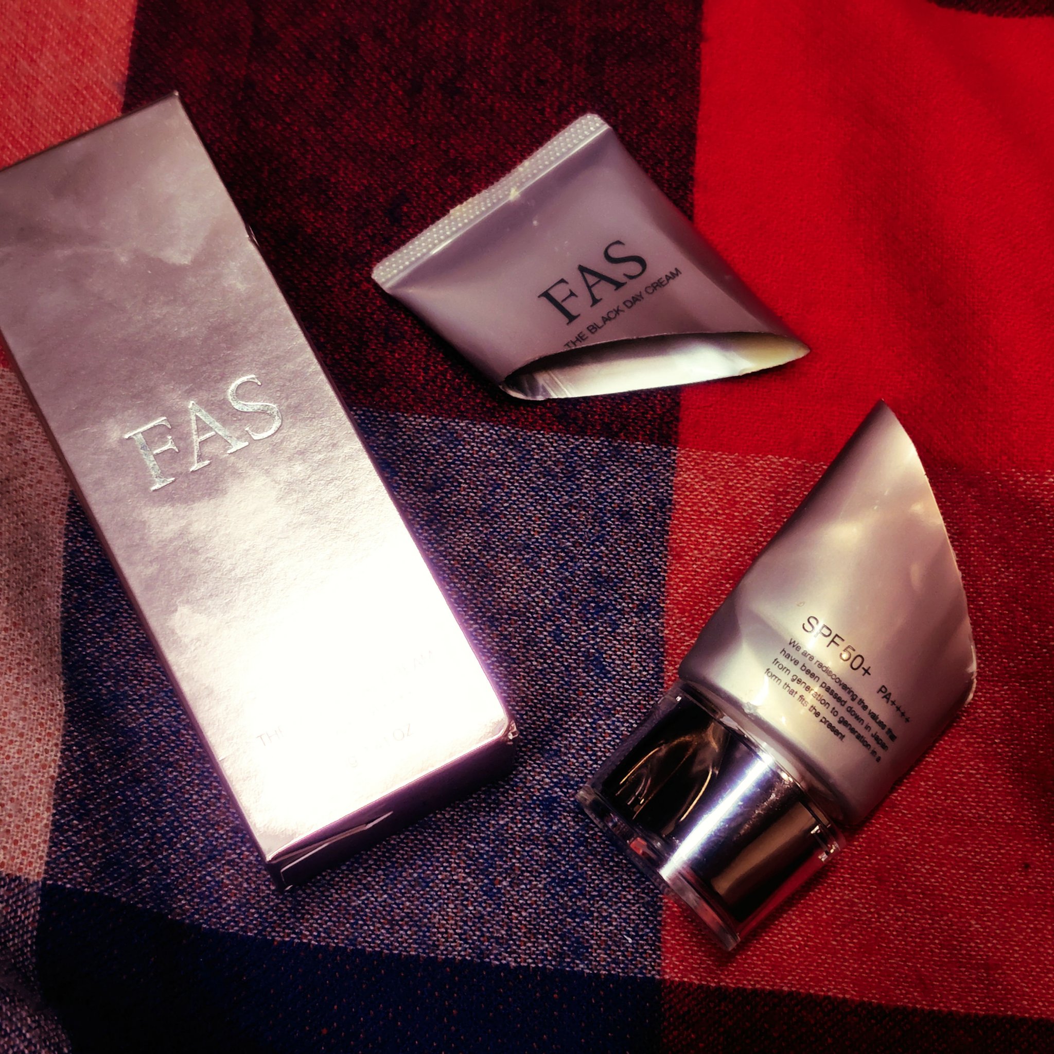 FAS ザ ブラック デイ クリーム/FAS/フェイスクリームを使ったクチコミ（1枚目）