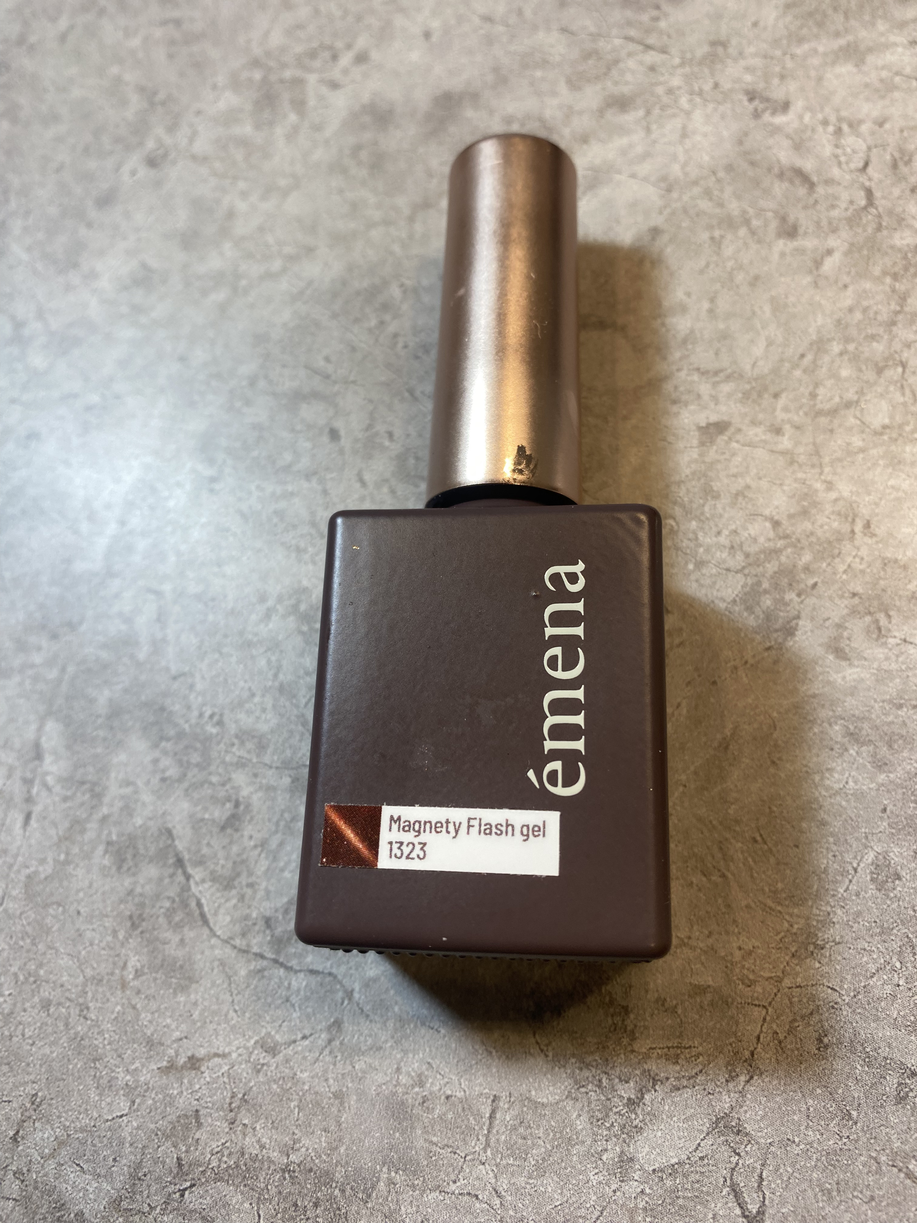 Flash gel/emena/ジェルネイルを使ったクチコミ（2枚目）